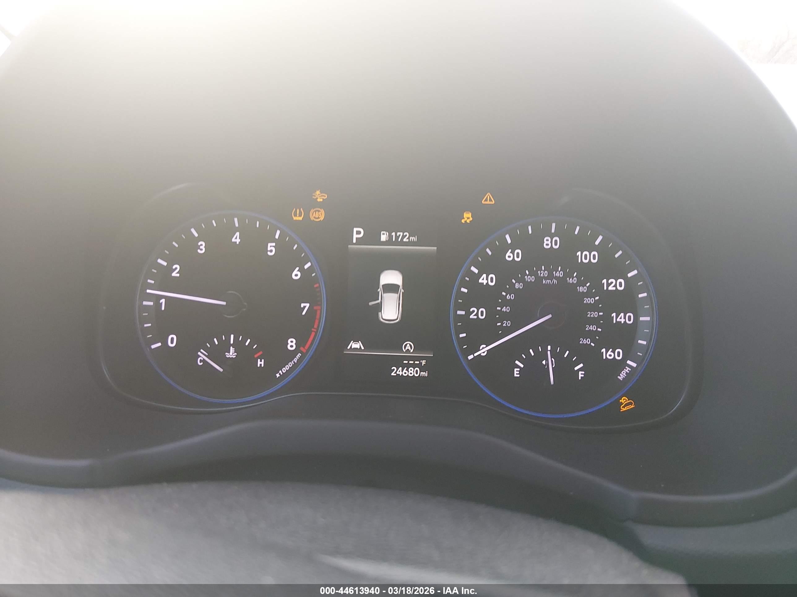 HYUNDAI KONA image 7