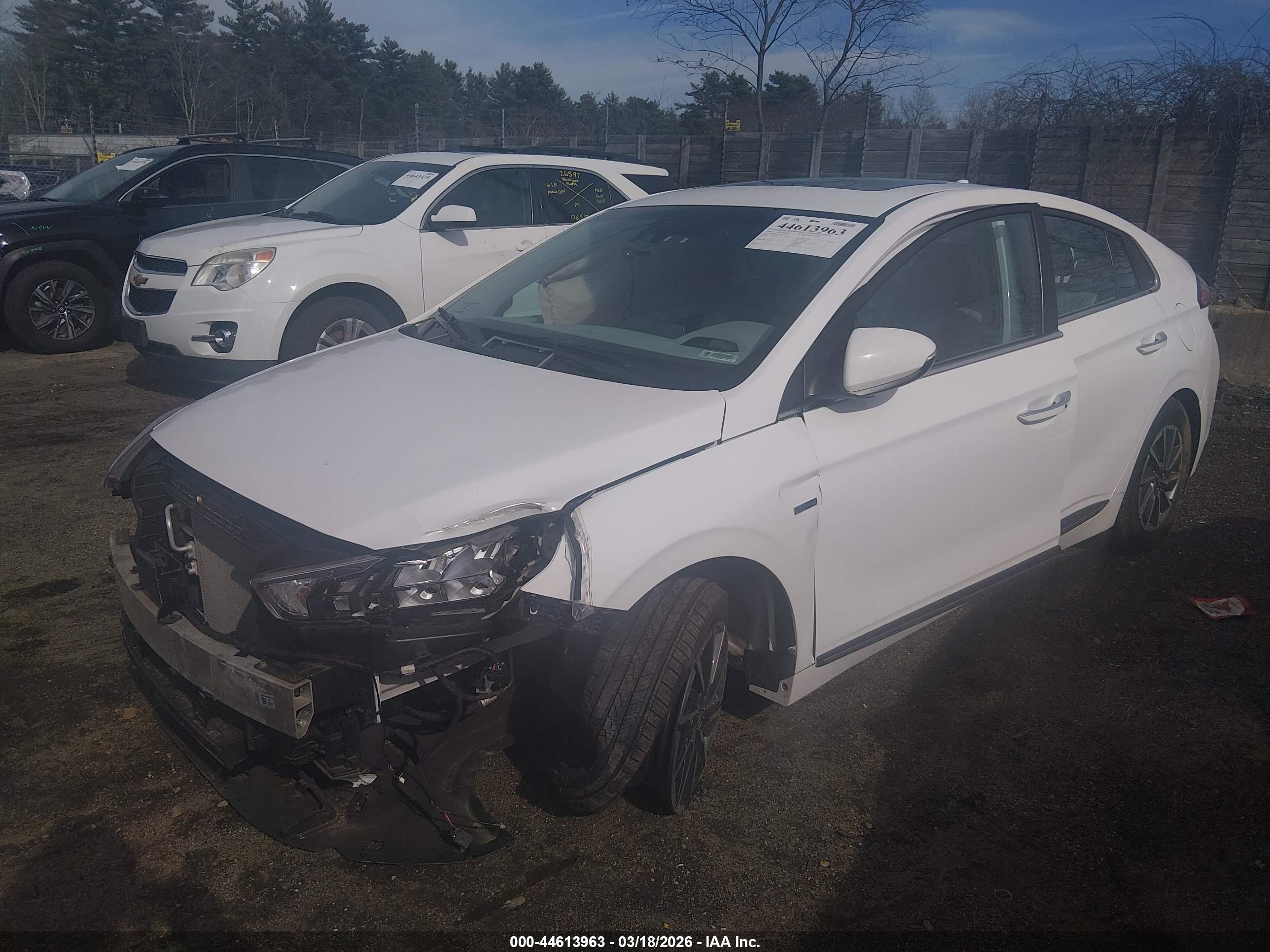 HYUNDAI IONIQ image 2