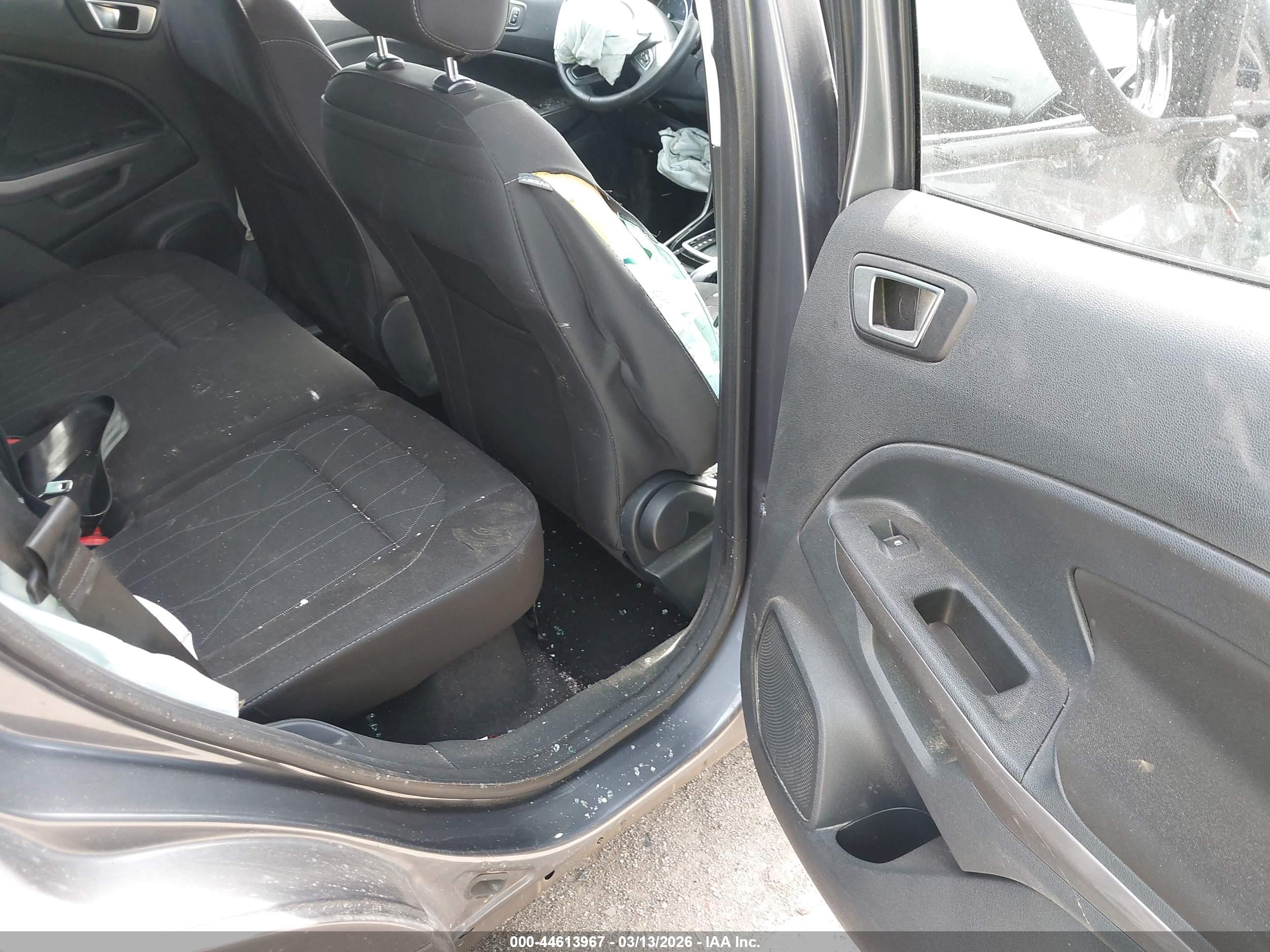 FORD ECOSPORT image 8