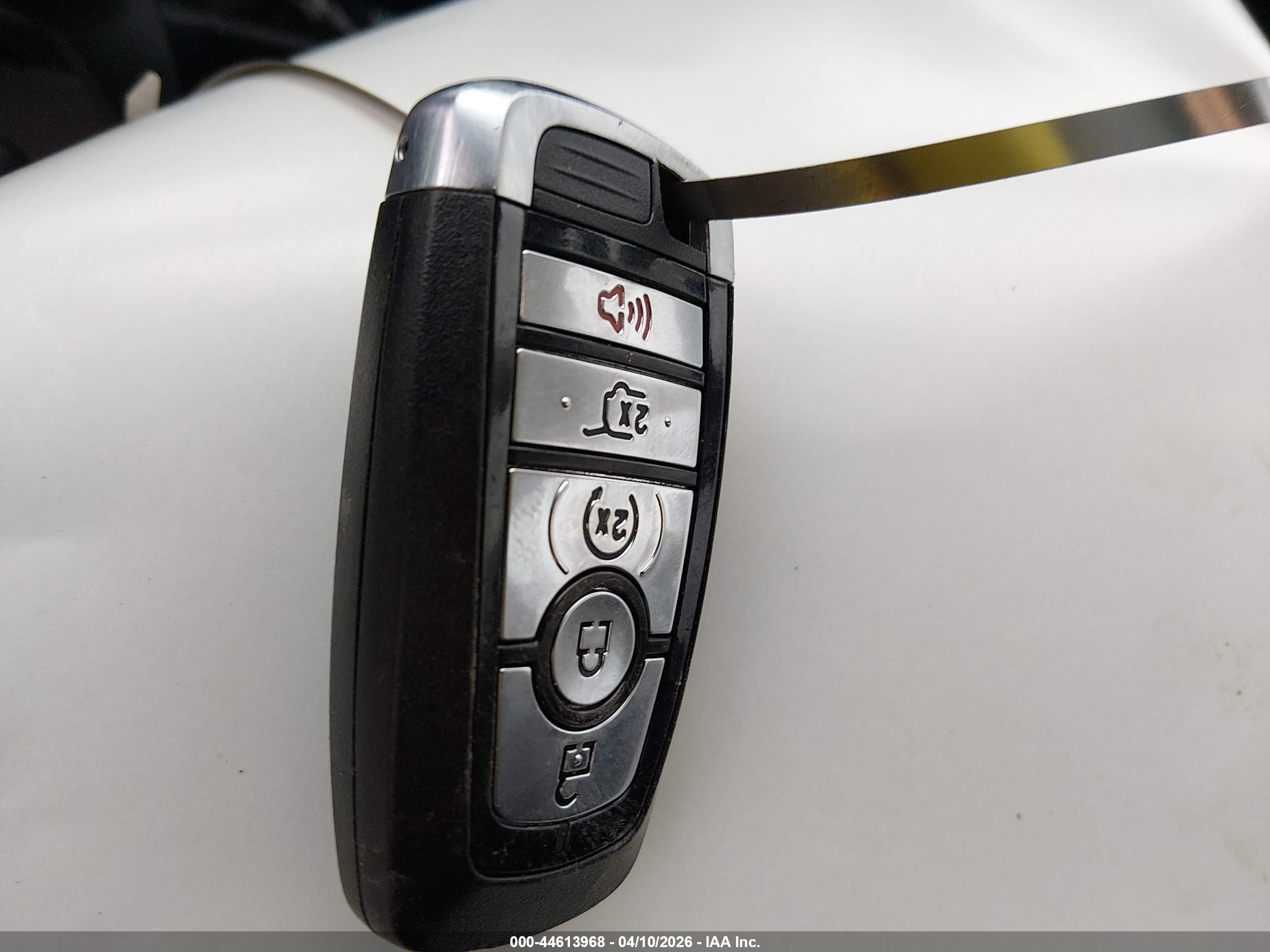 FORD ESCAPE image 11