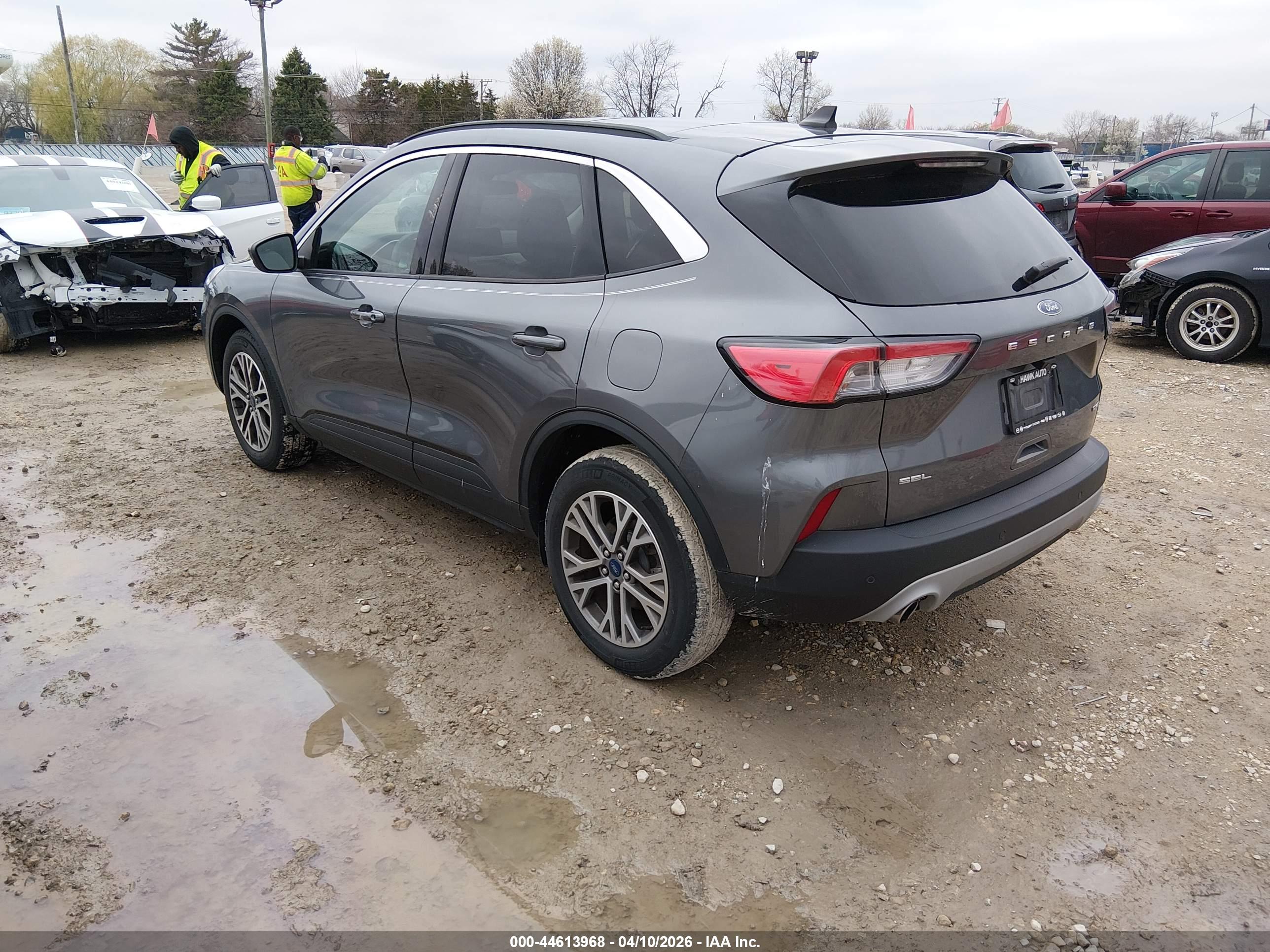 FORD ESCAPE image 3