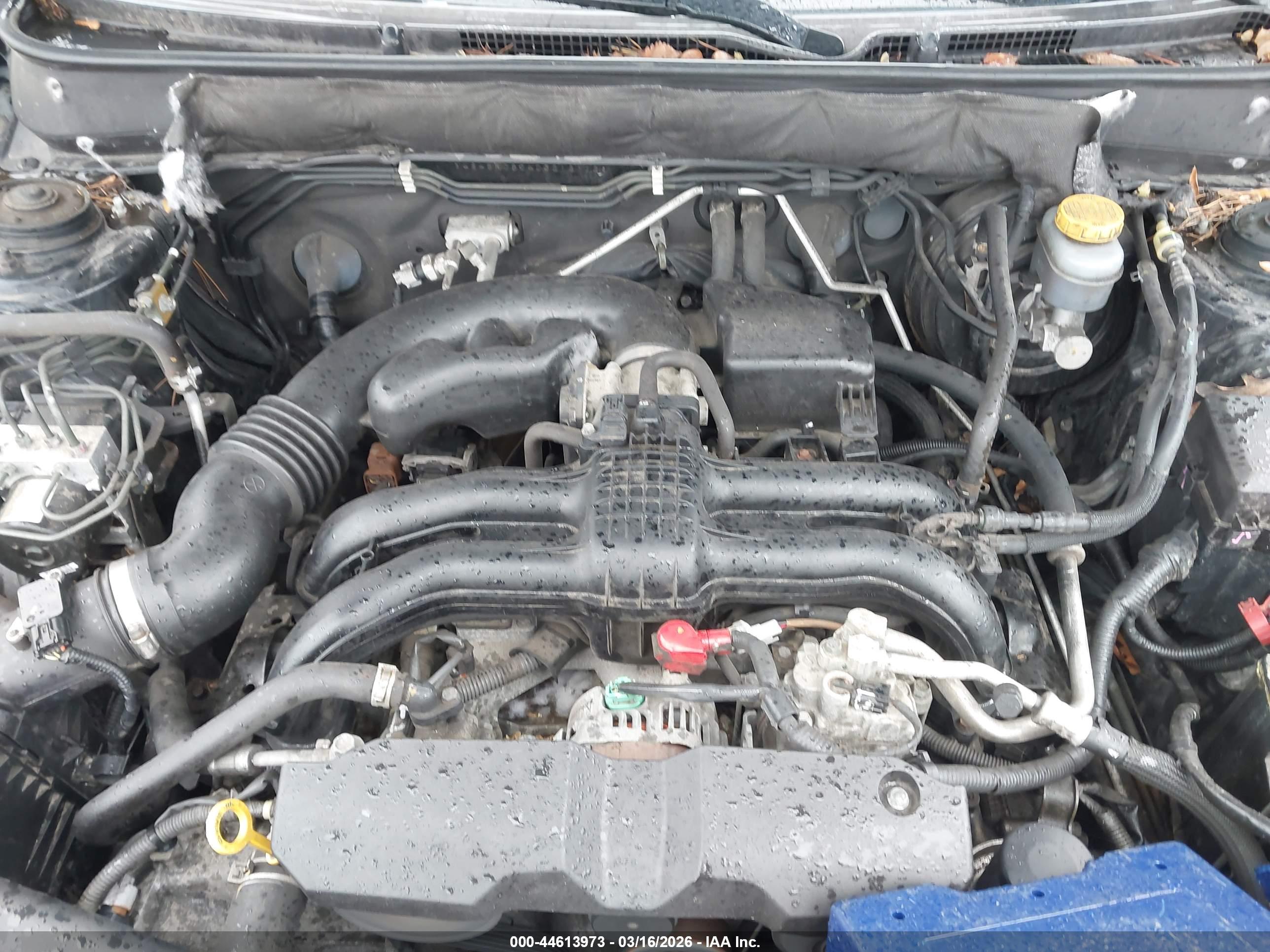 SUBARU OUTBACK image 10