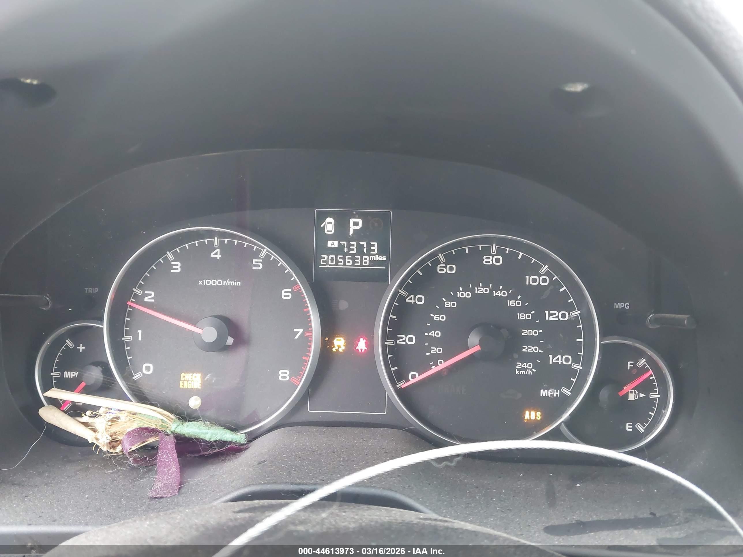 SUBARU OUTBACK image 7