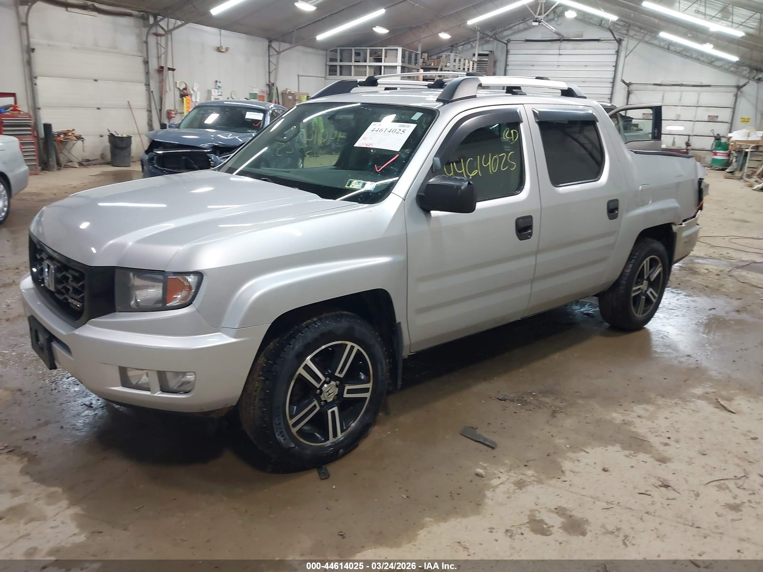 HONDA RIDGELINE image 2