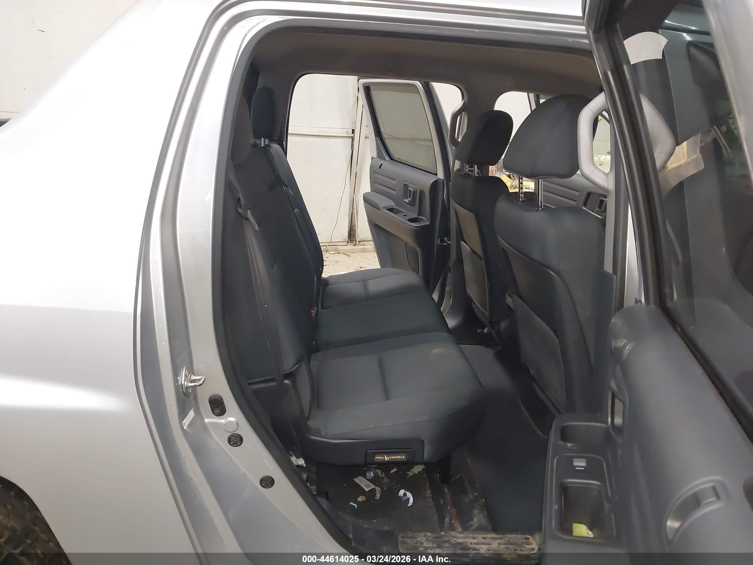 HONDA RIDGELINE image 8
