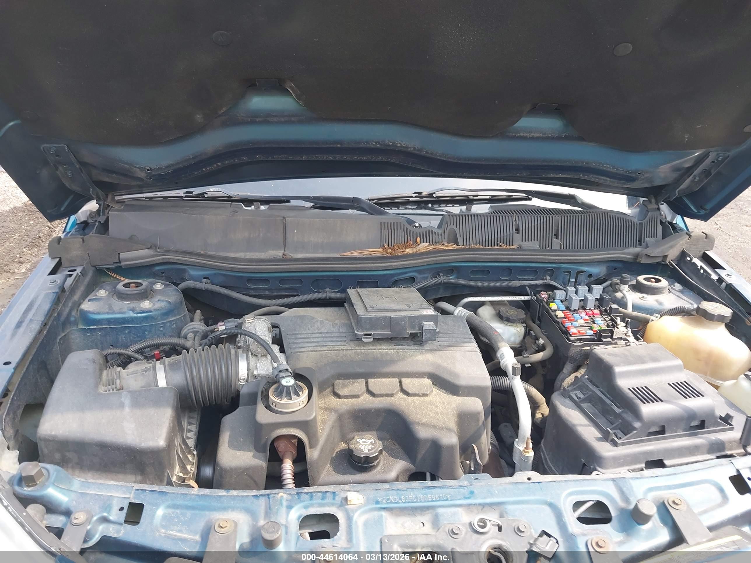 CHEVROLET EQUINOX image 10