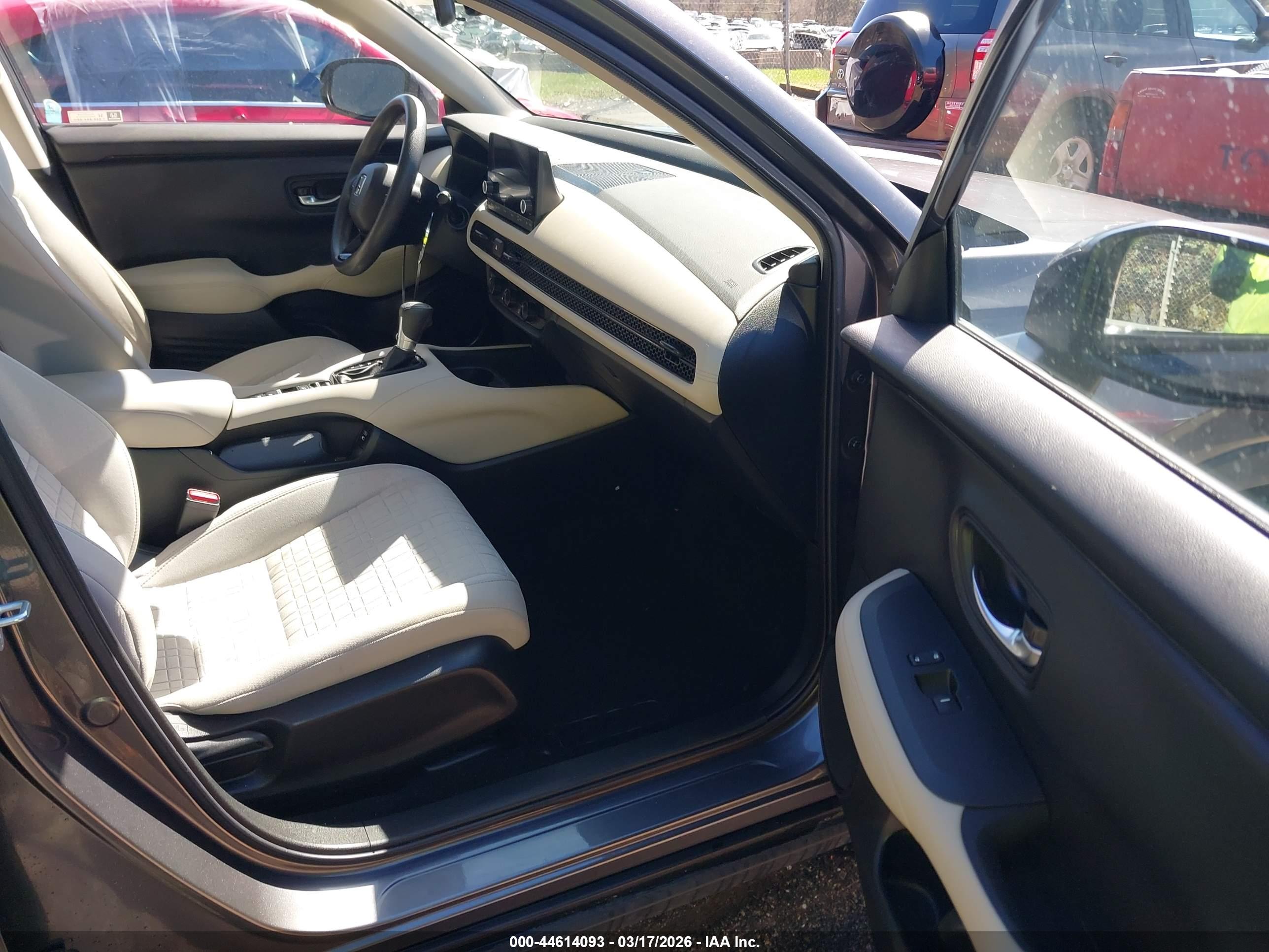 HONDA HR-V image 5
