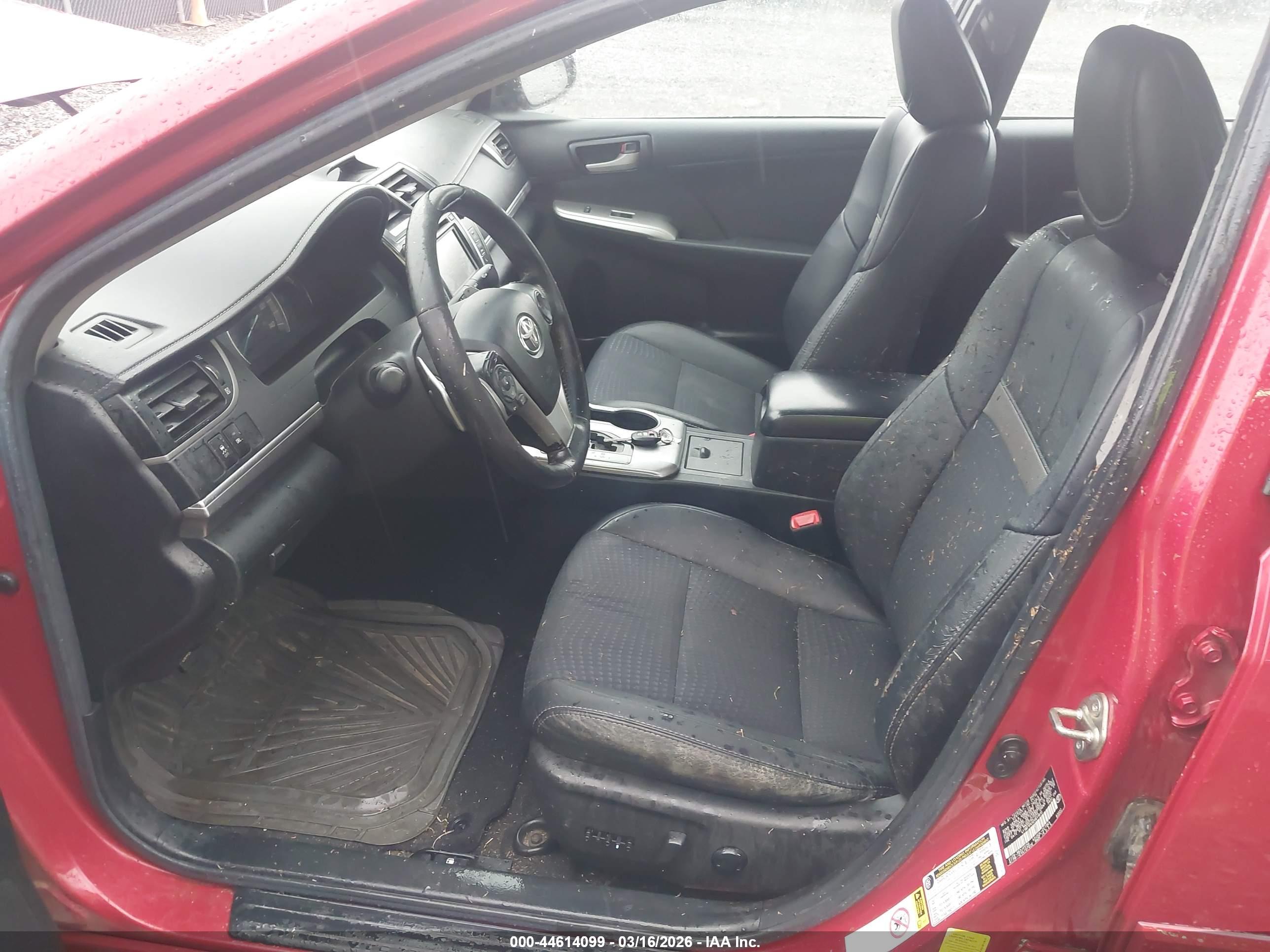 TOYOTA CAMRY image 5