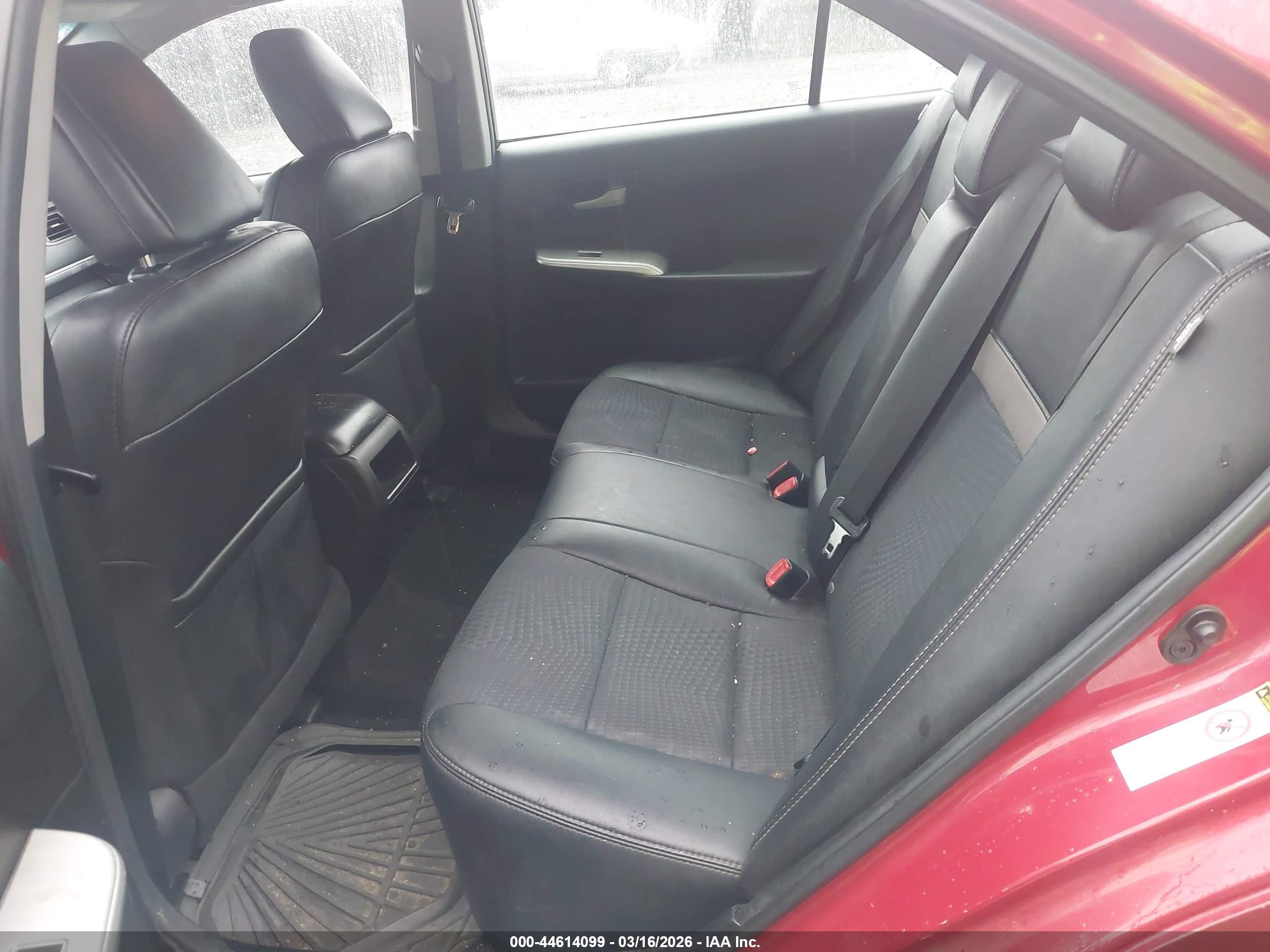 TOYOTA CAMRY image 8