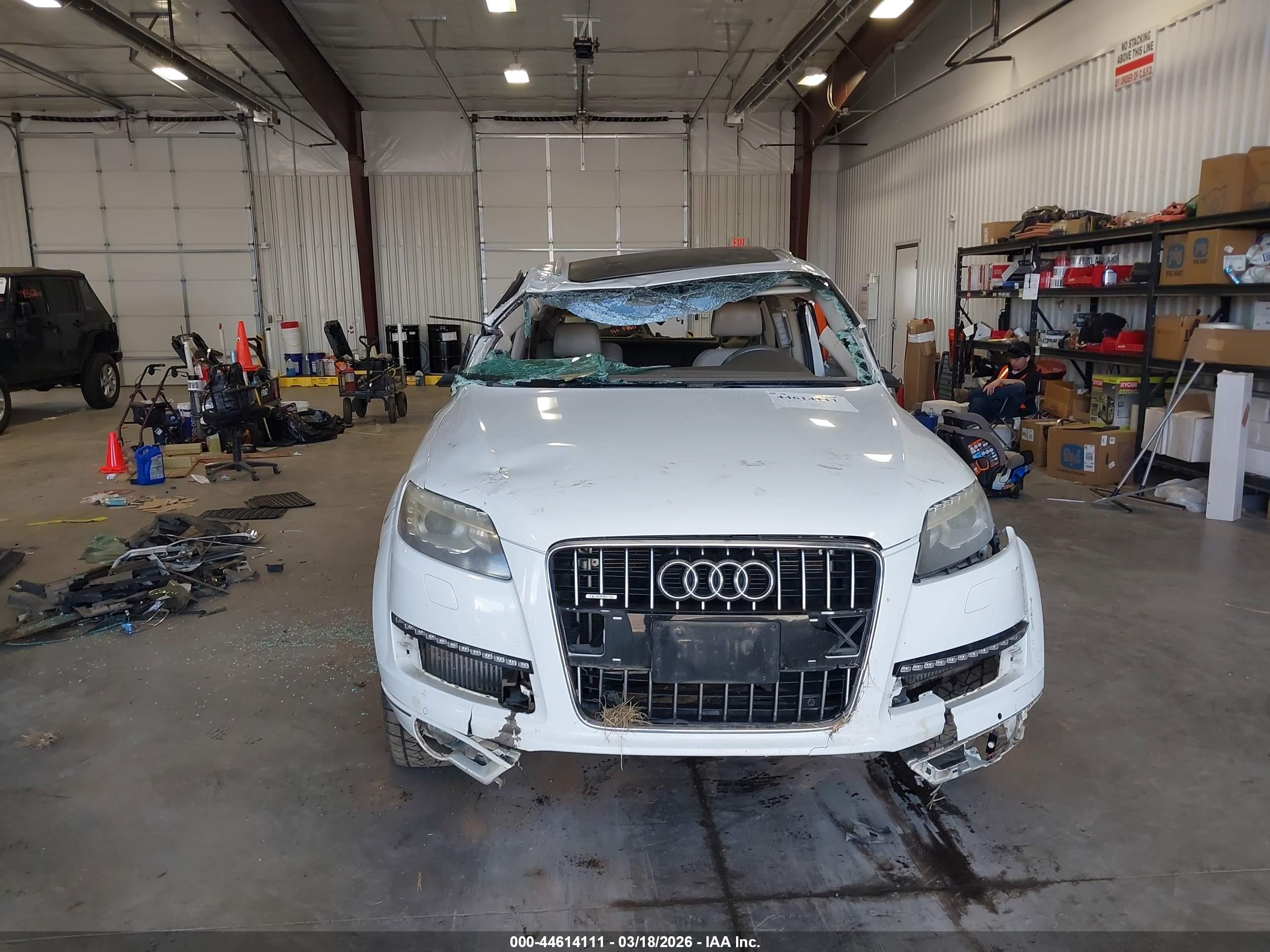AUDI Q7 image 6