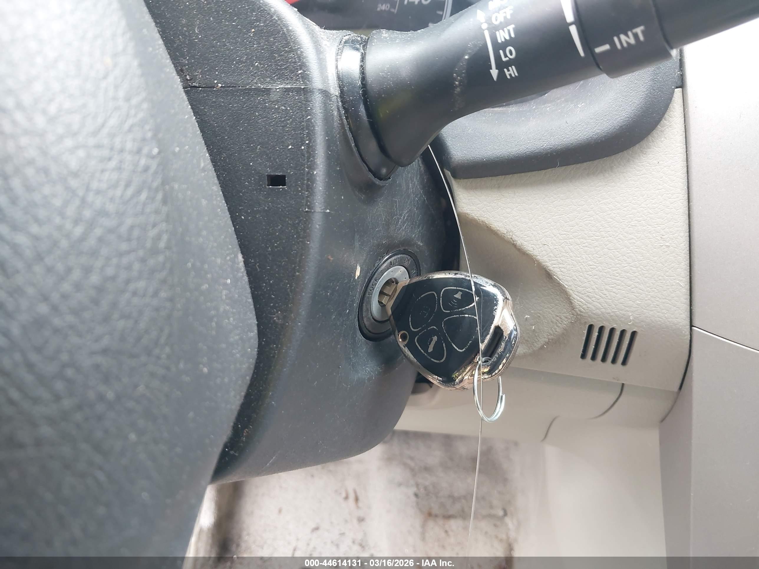 TOYOTA COROLLA image 11