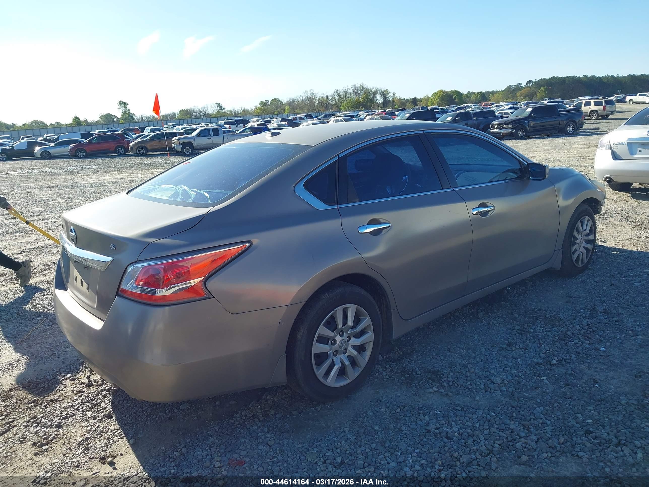 NISSAN ALTIMA image 4