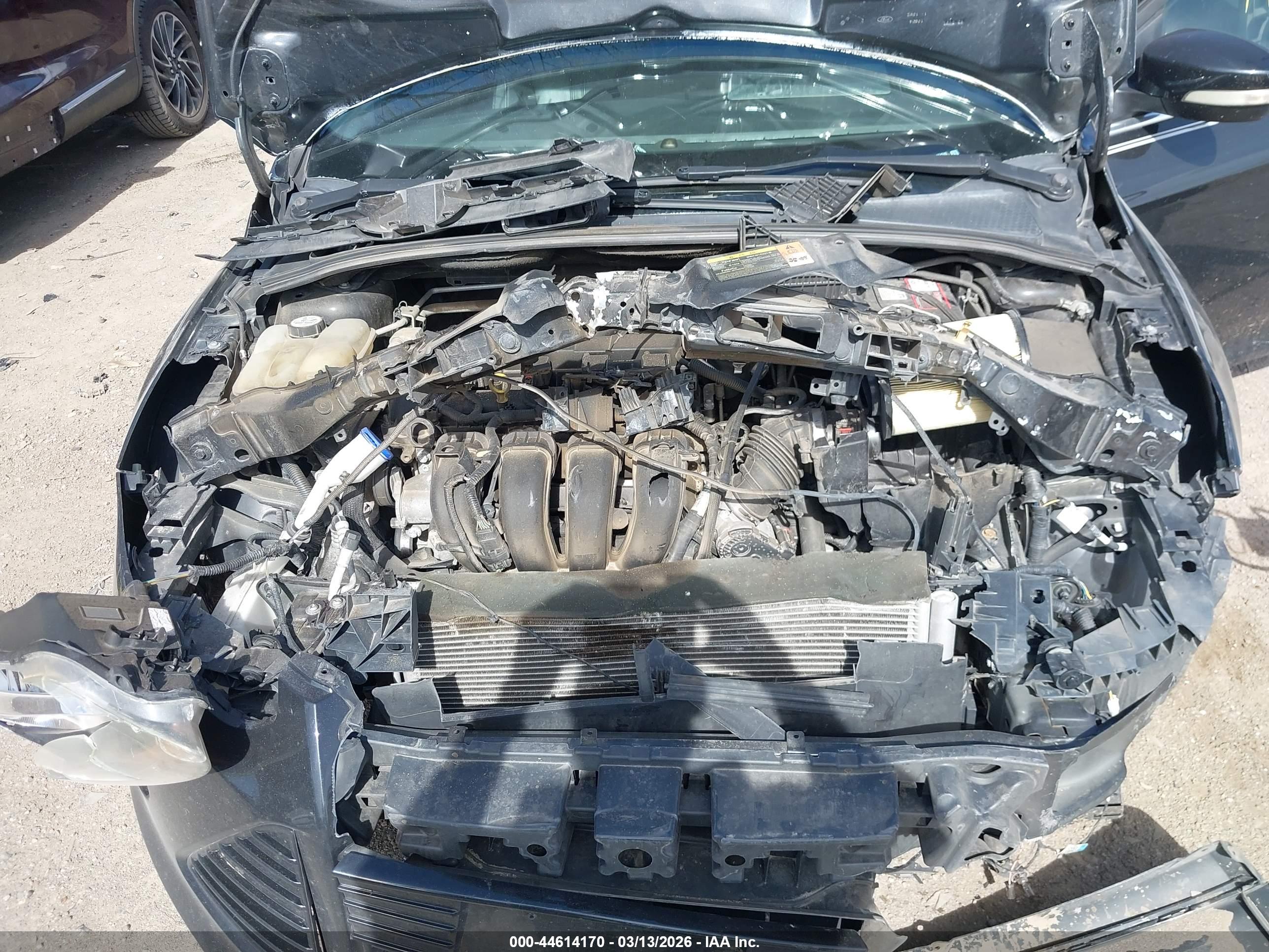 FORD FOCUS image 10