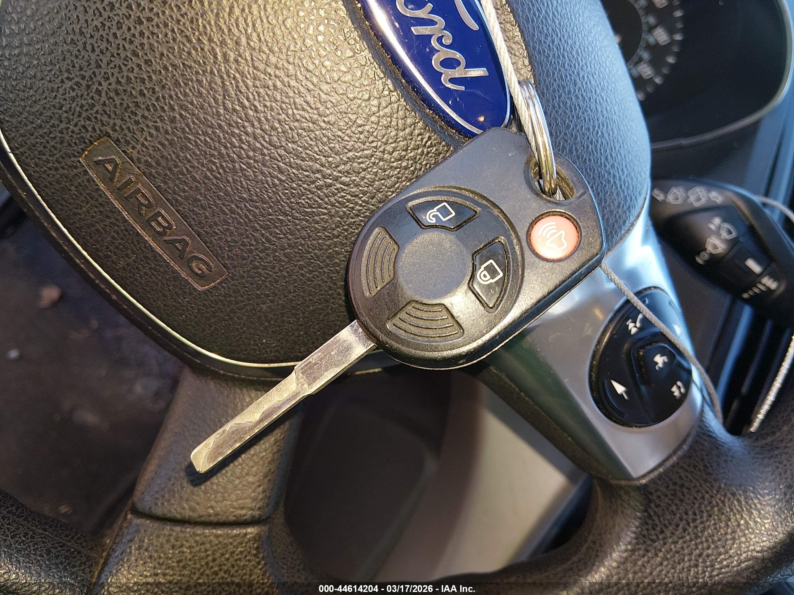 FORD ESCAPE image 11