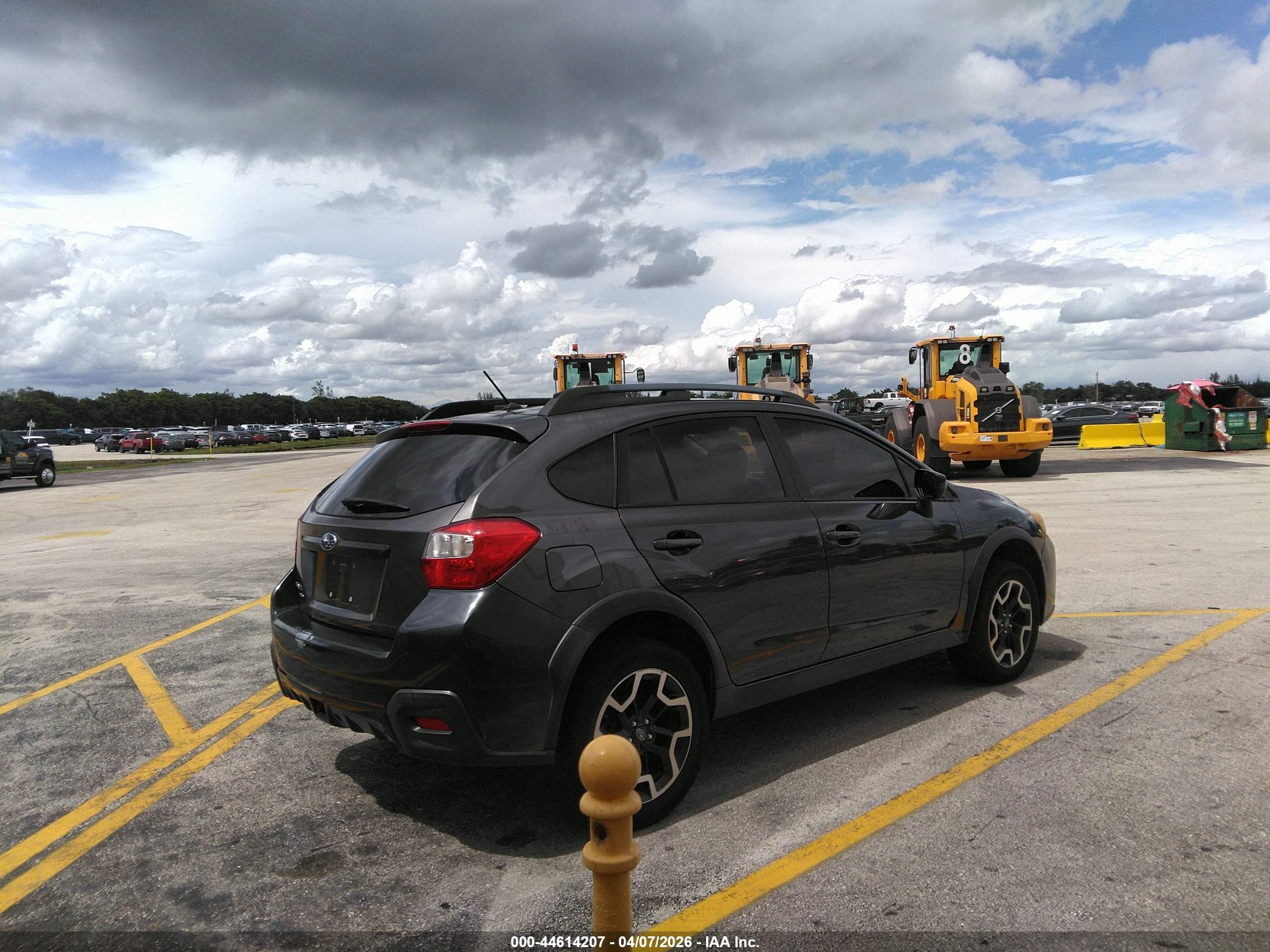 SUBARU CROSSTREK image 4