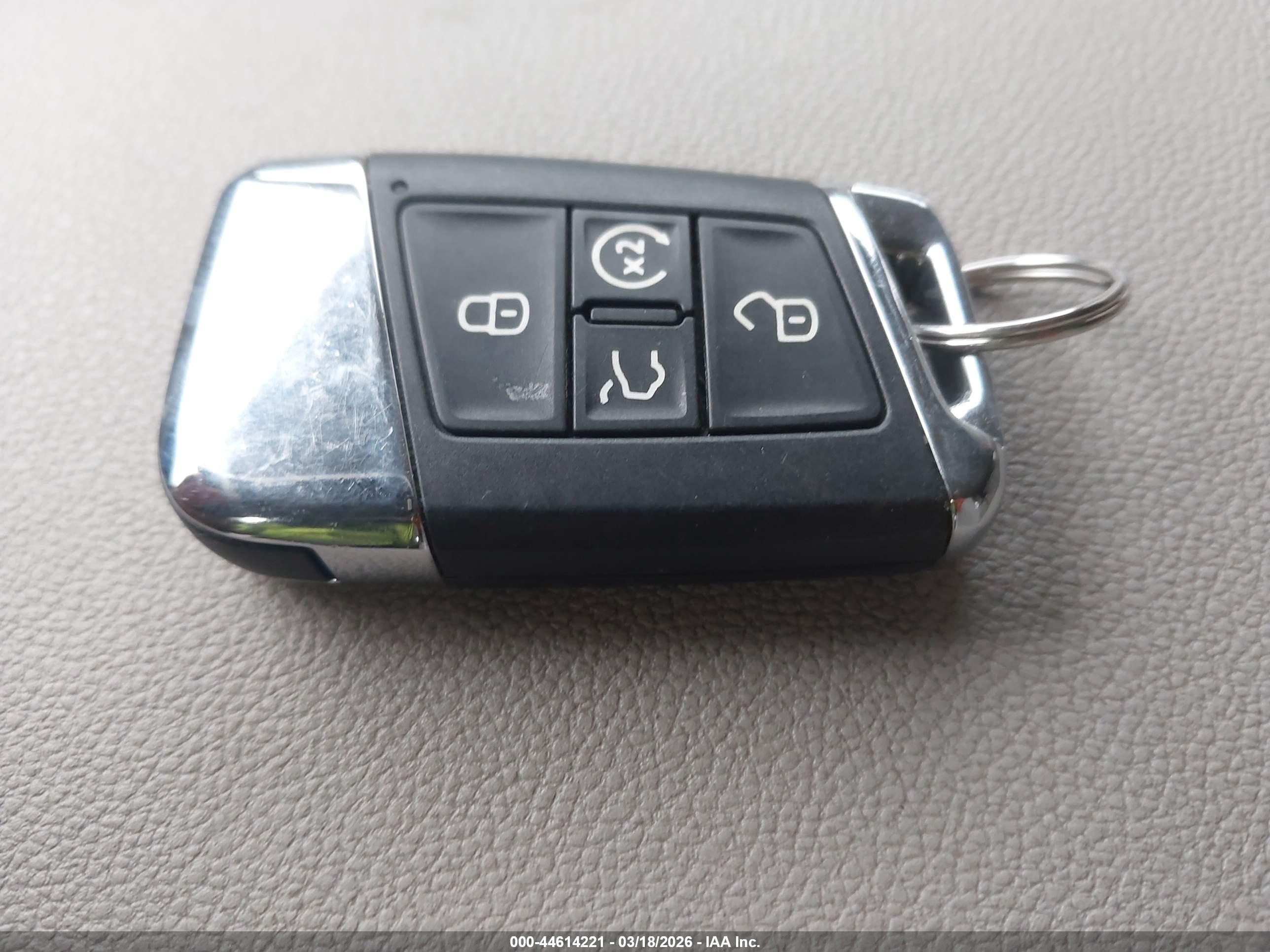 VOLKSWAGEN ATLAS image 11