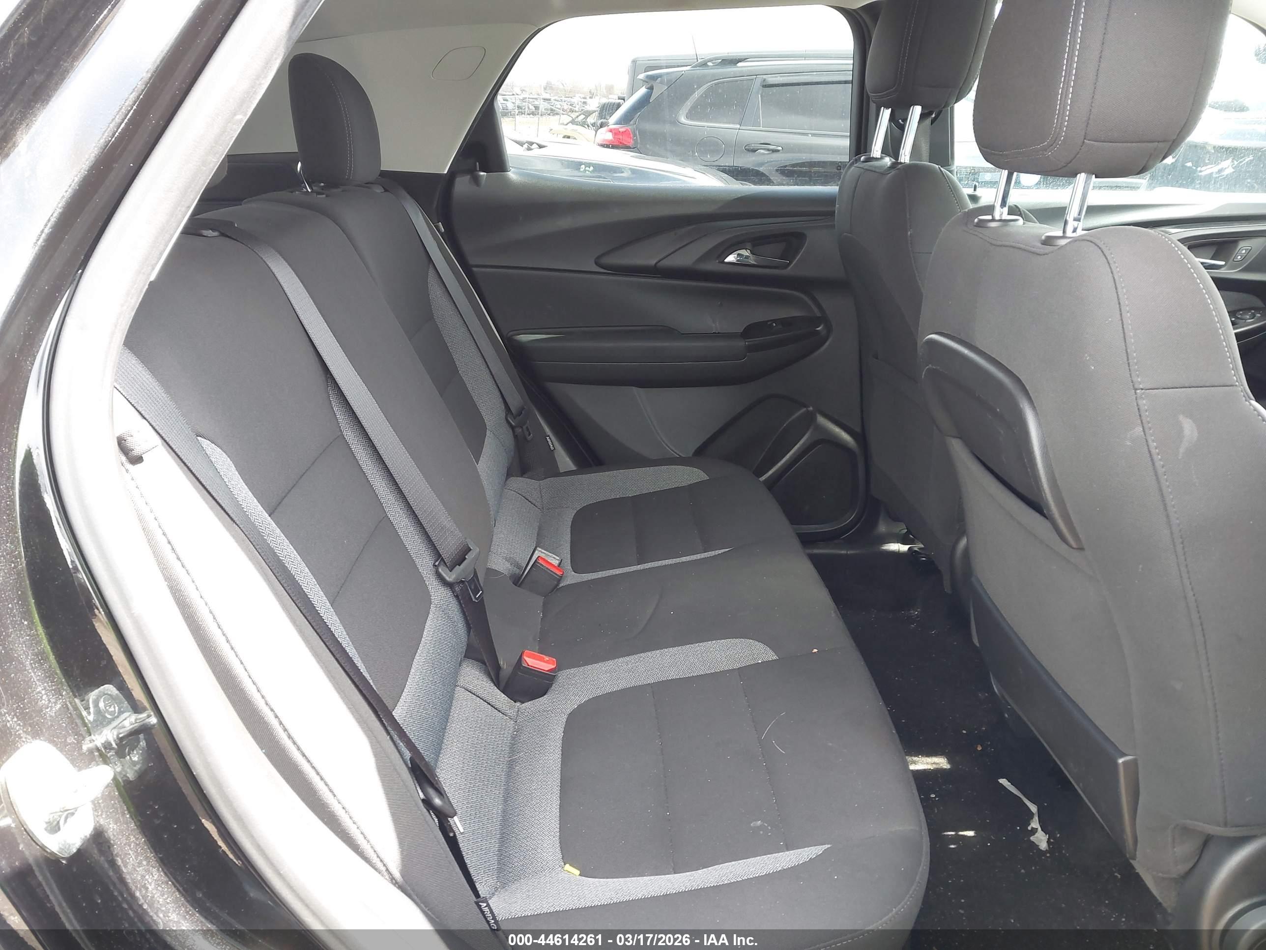 CHEVROLET TRAILBLAZER image 8