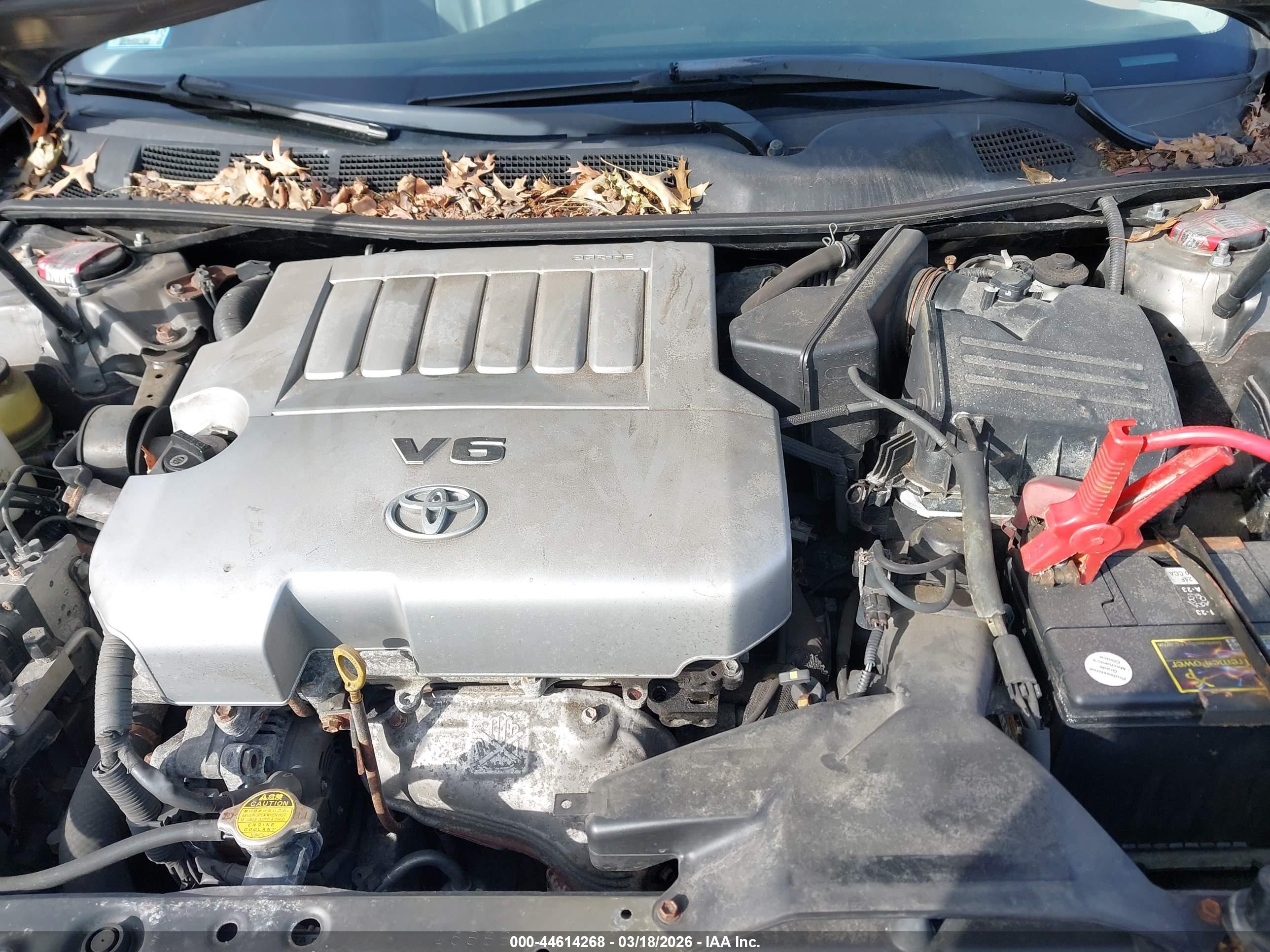 TOYOTA AVALON image 10