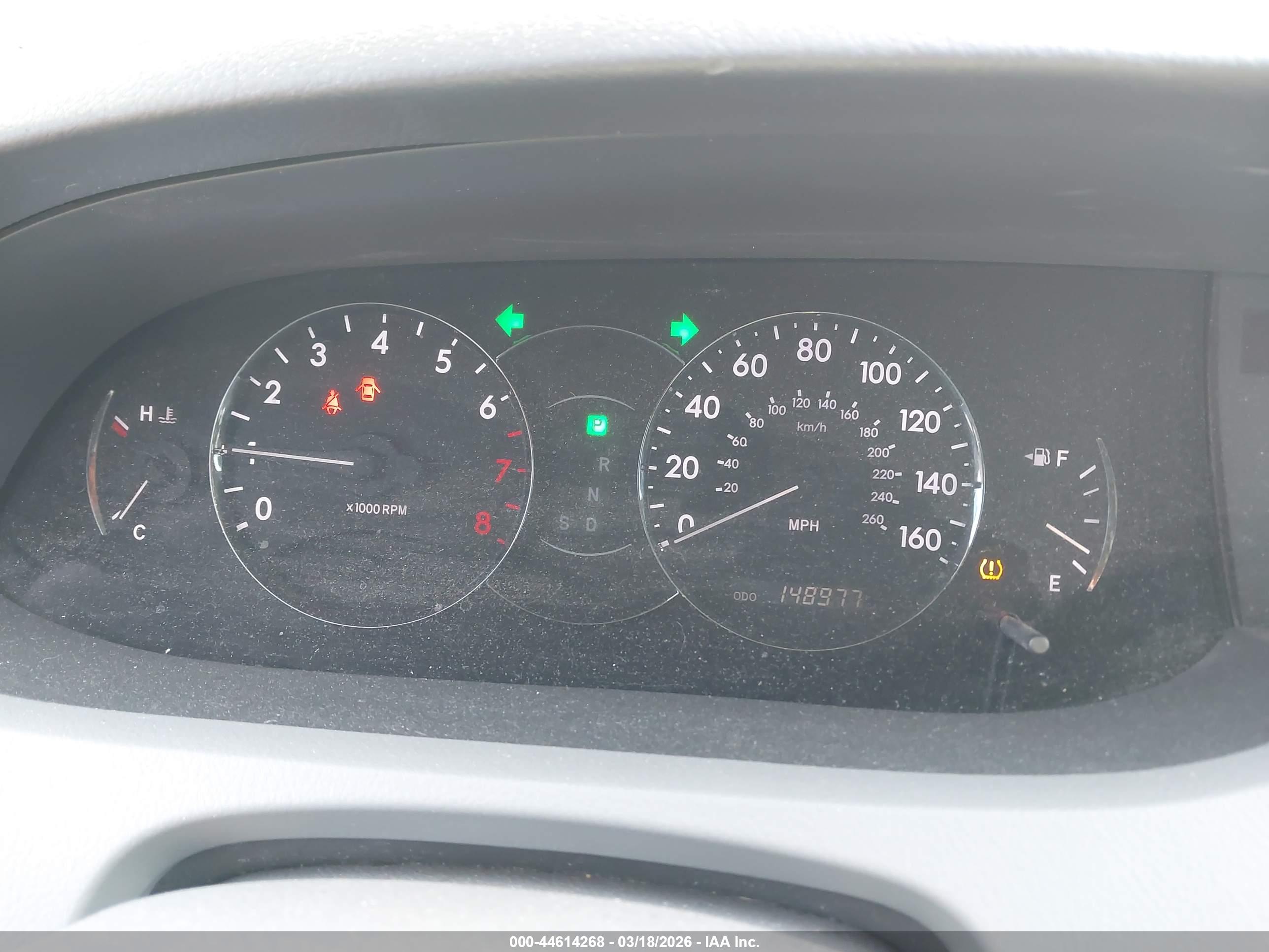 TOYOTA AVALON image 7
