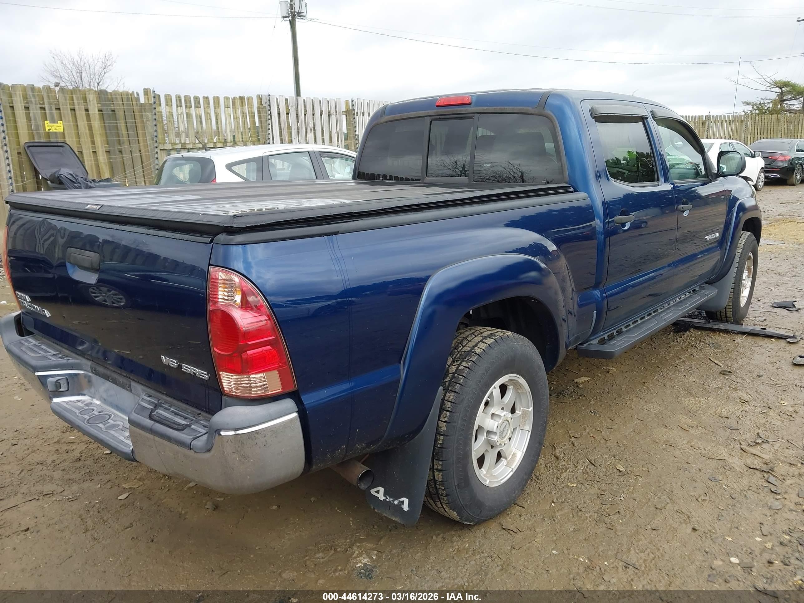 TOYOTA TACOMA image 4