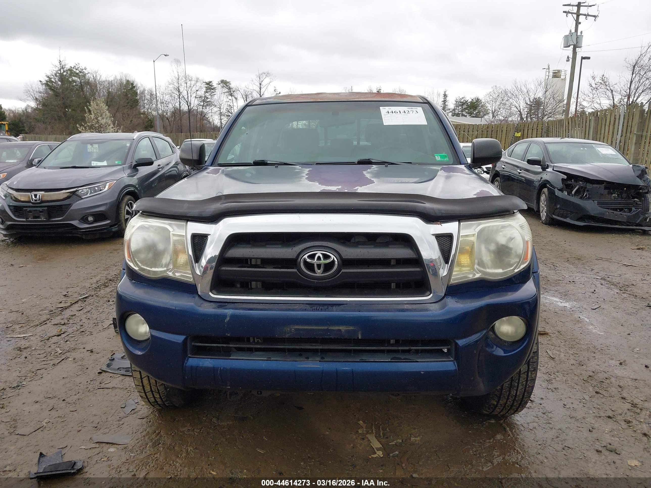 TOYOTA TACOMA image 6