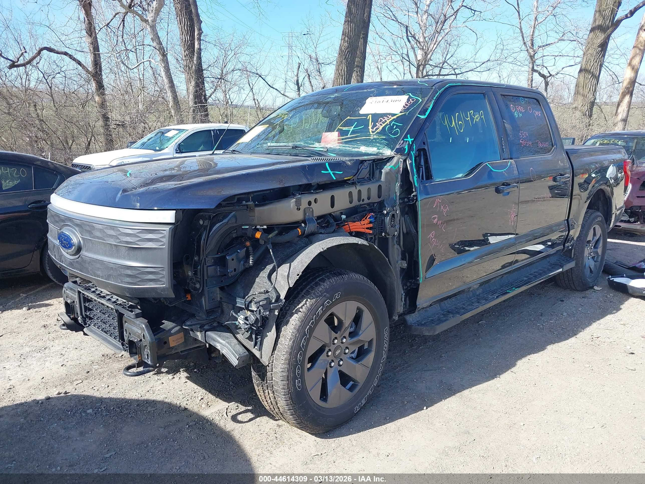 FORD F-150 image 2