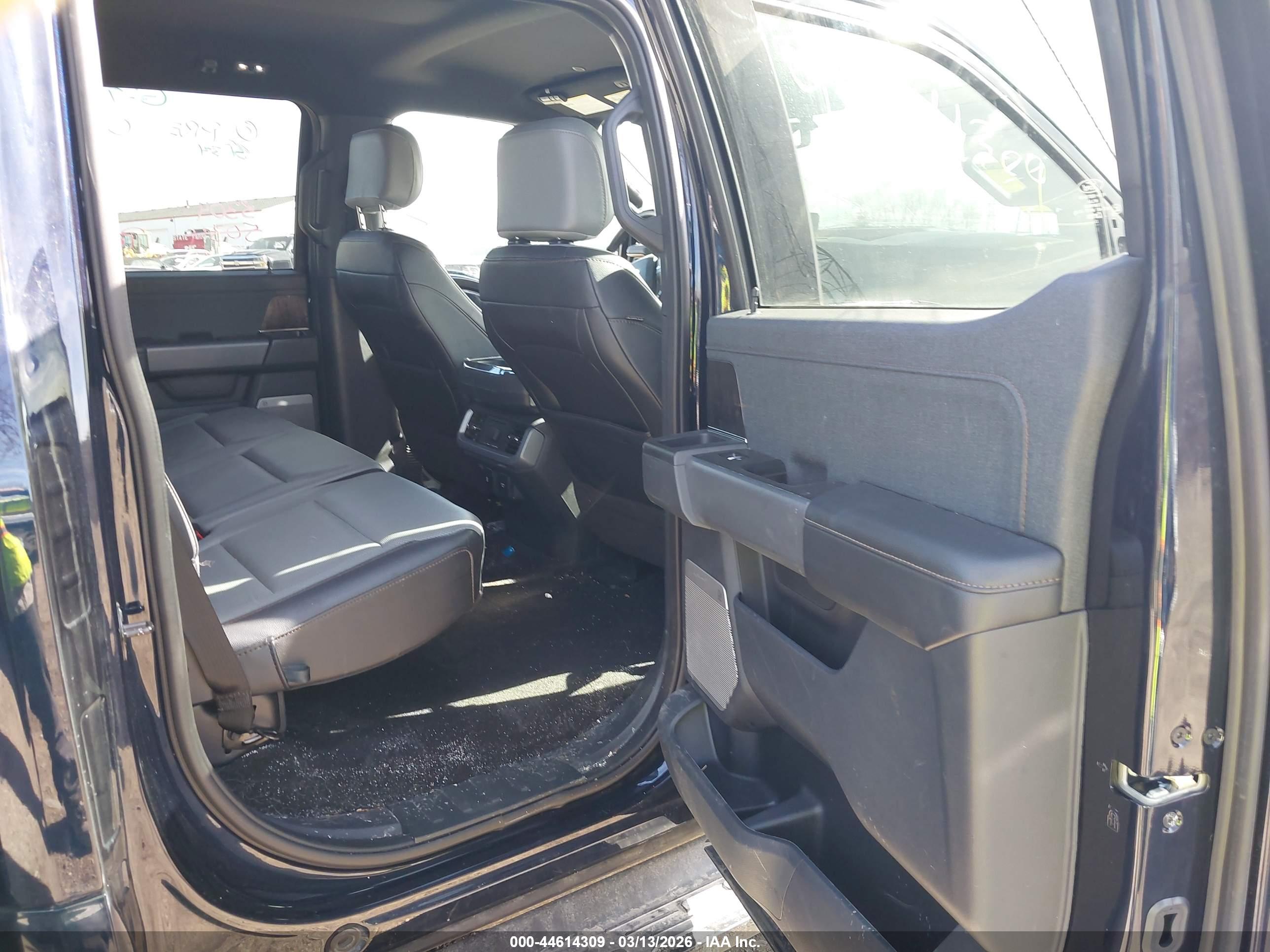FORD F-150 image 8