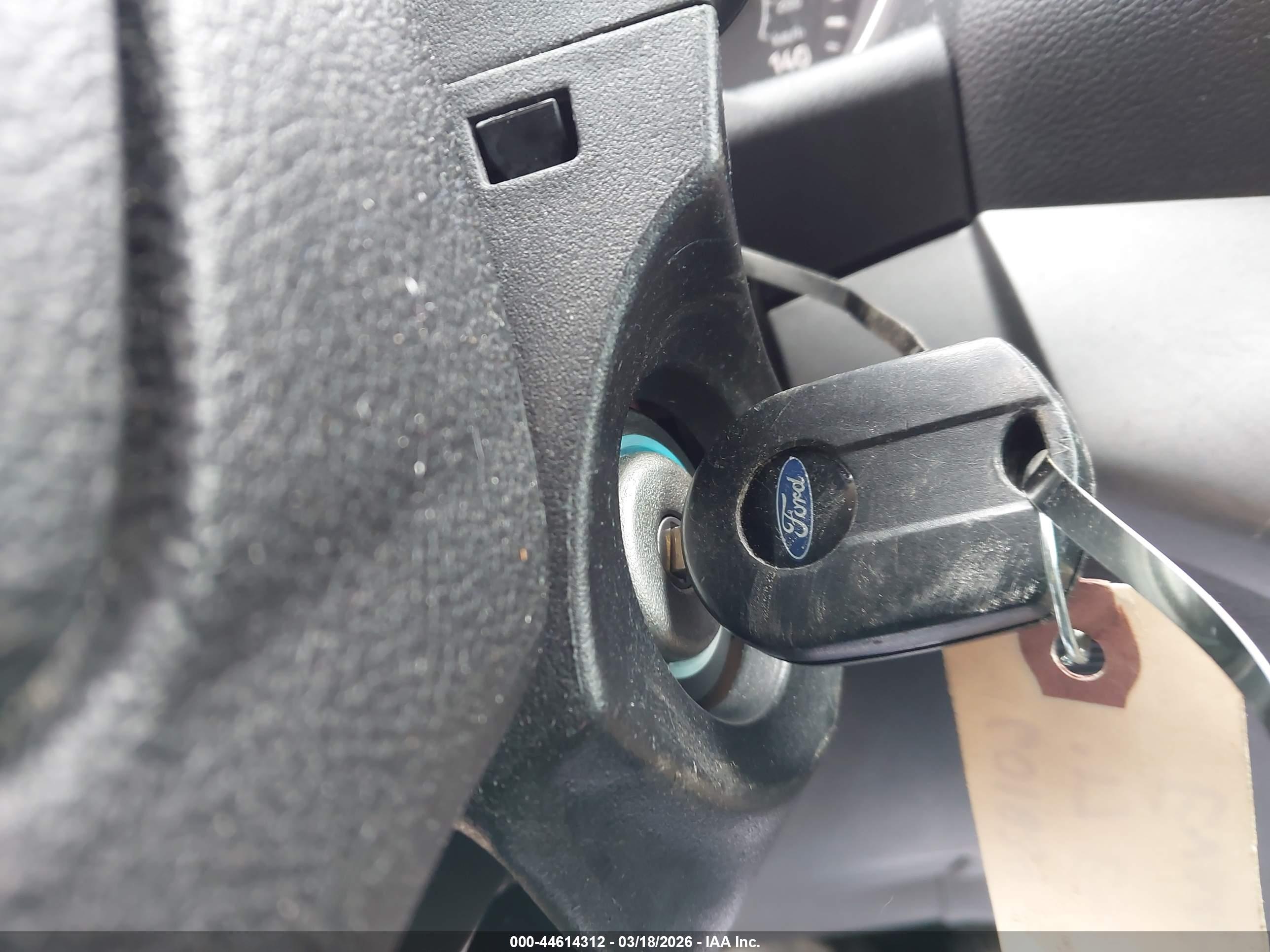 FORD ESCAPE image 11