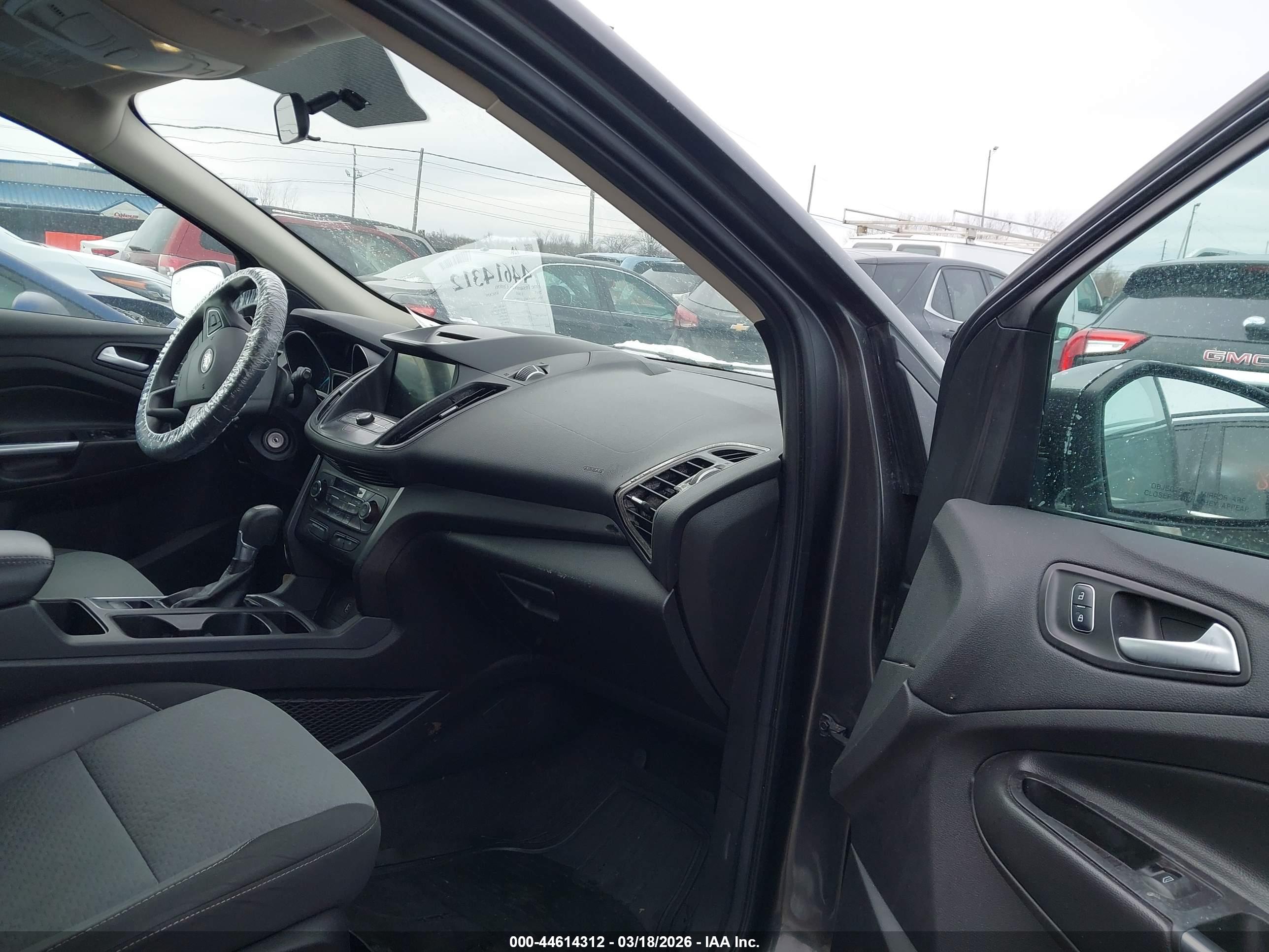 FORD ESCAPE image 5