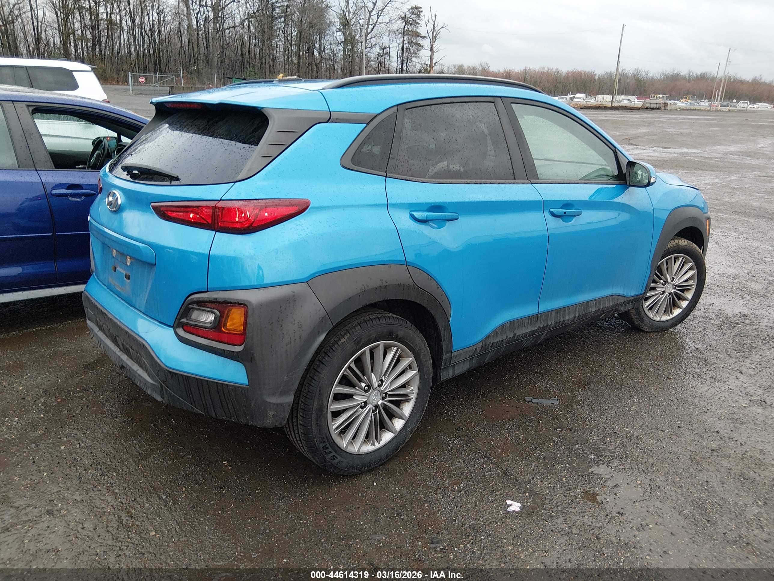 HYUNDAI KONA image 4