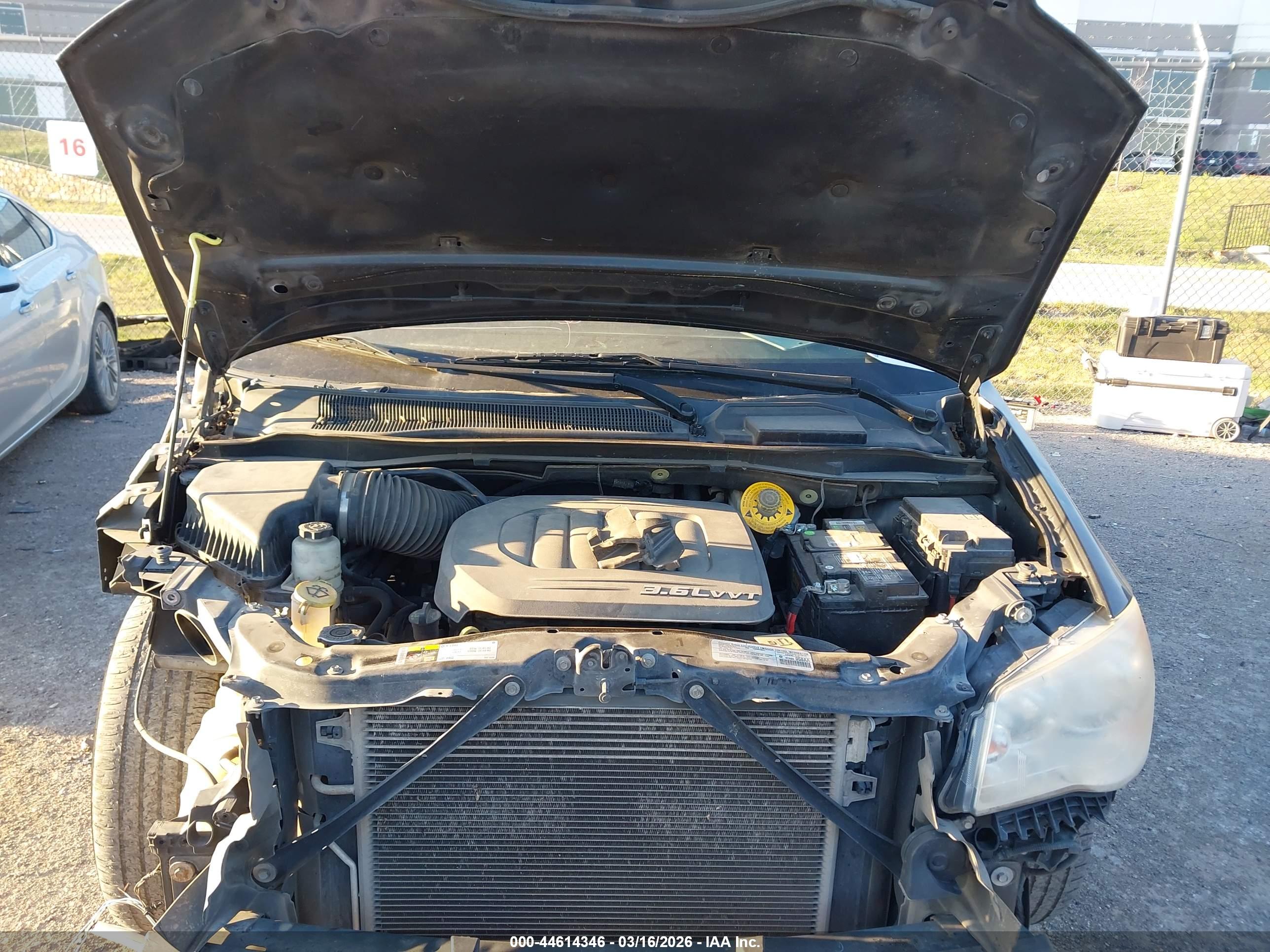 DODGE GRAND image 10