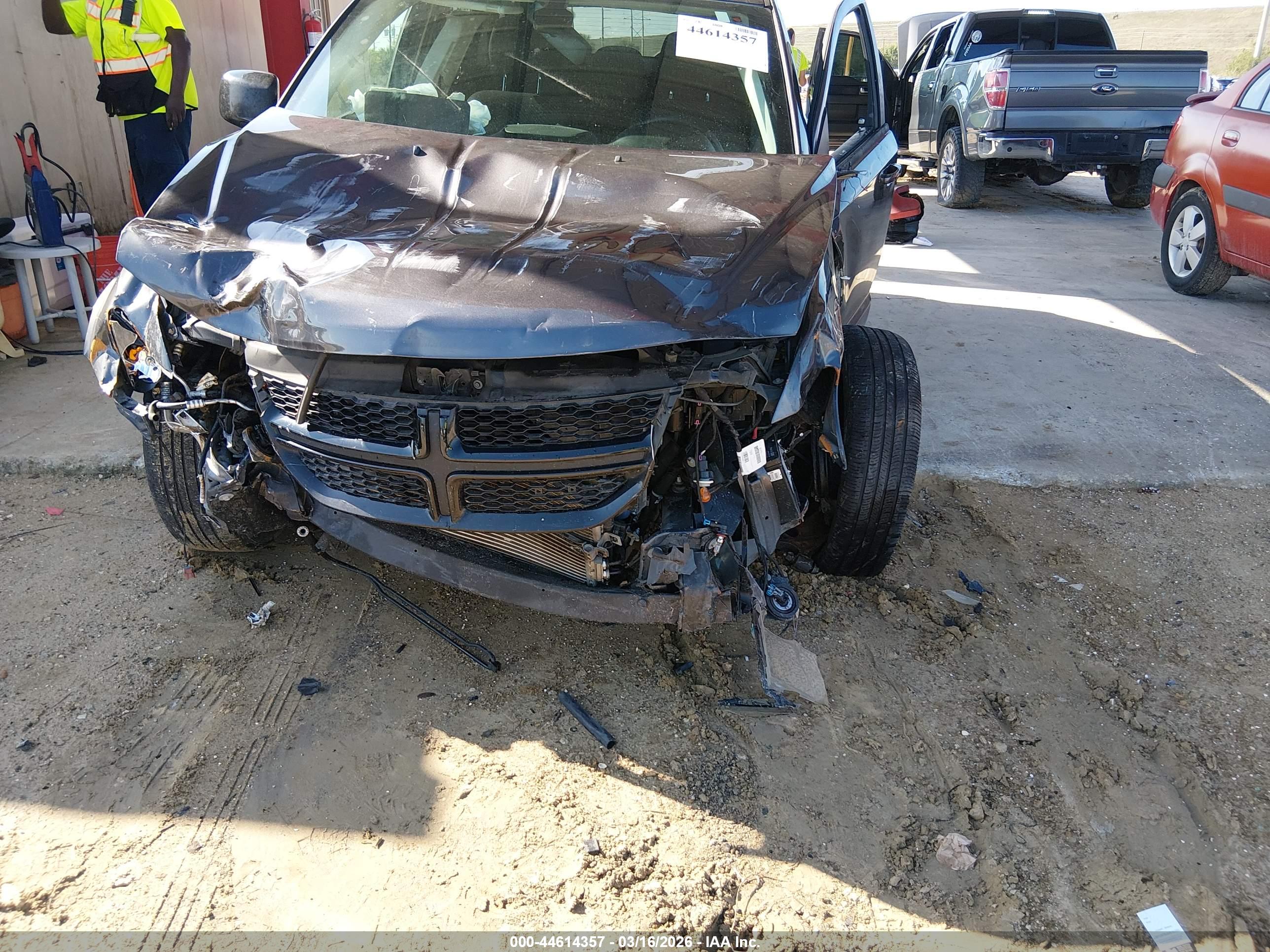 DODGE JOURNEY image 6