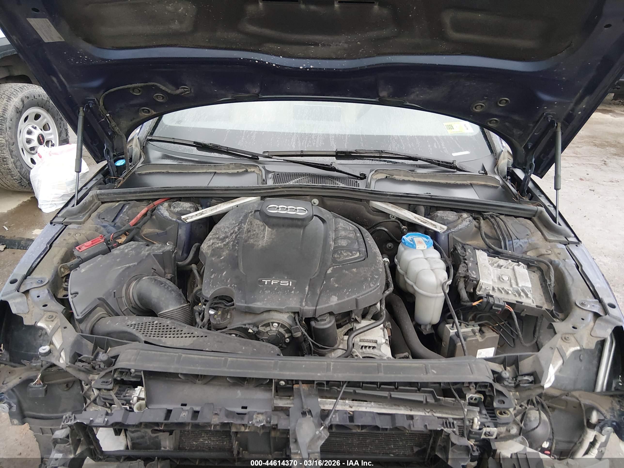 AUDI A4 image 10
