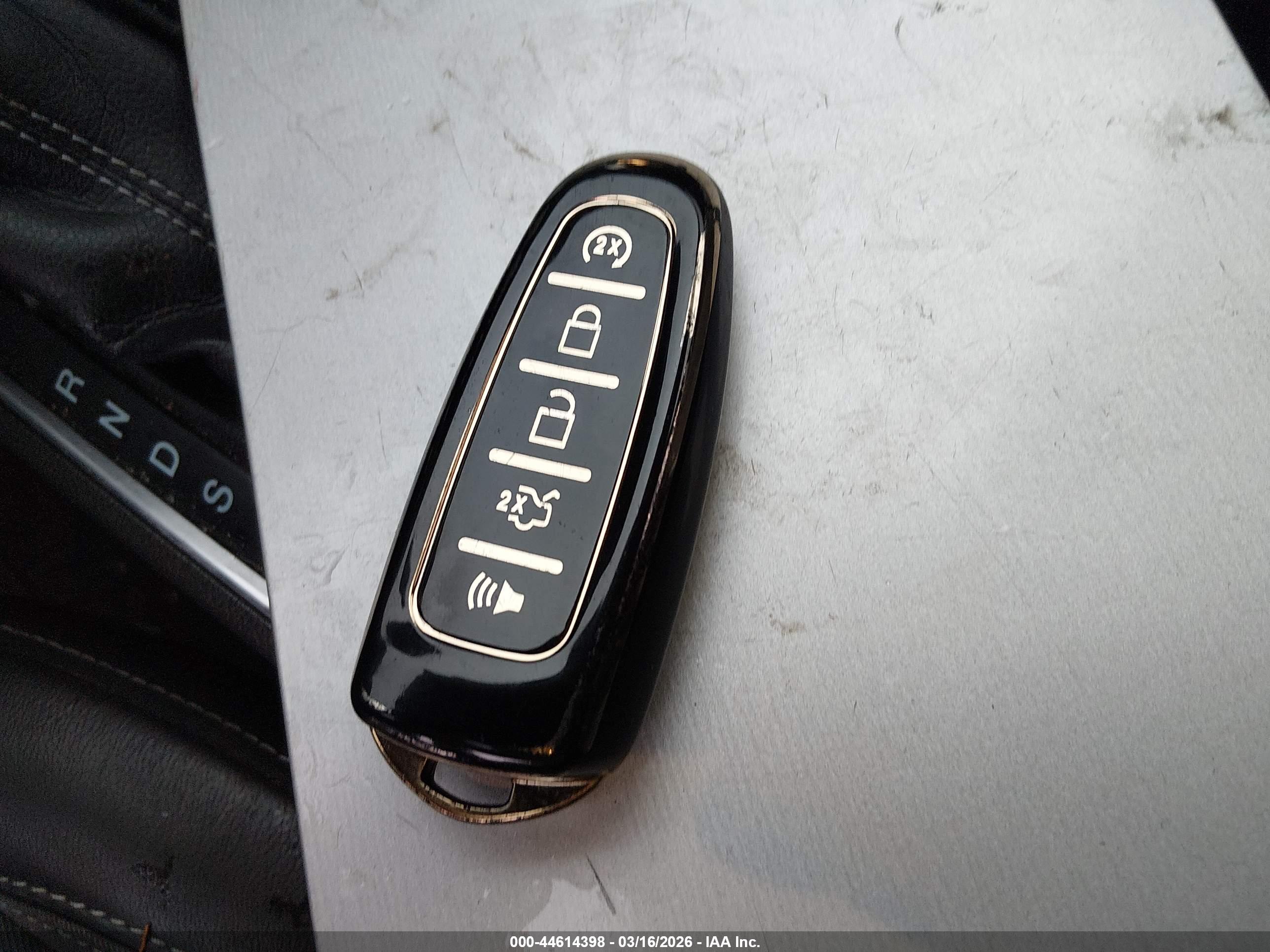 FORD ESCAPE image 11