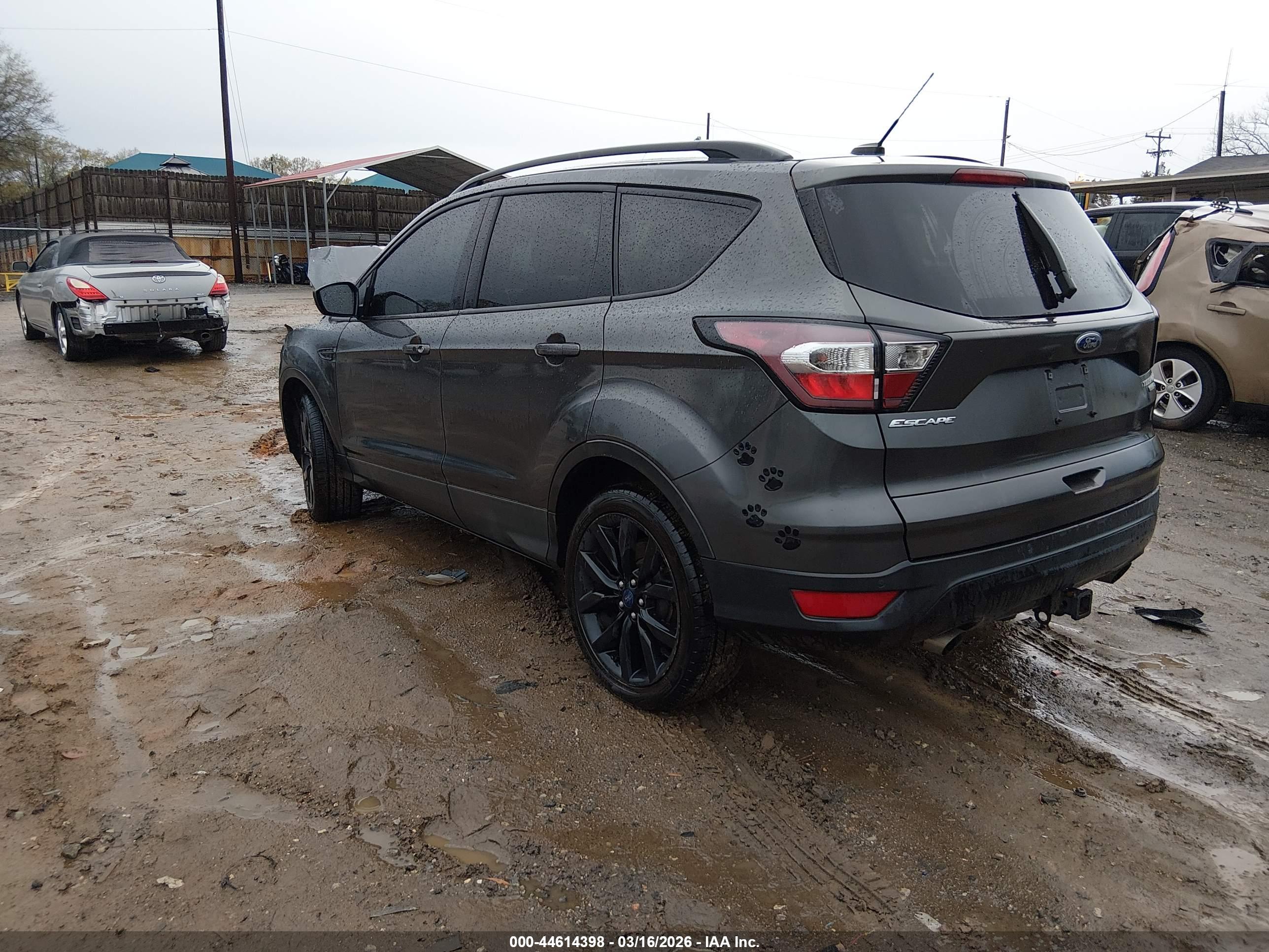 FORD ESCAPE image 3