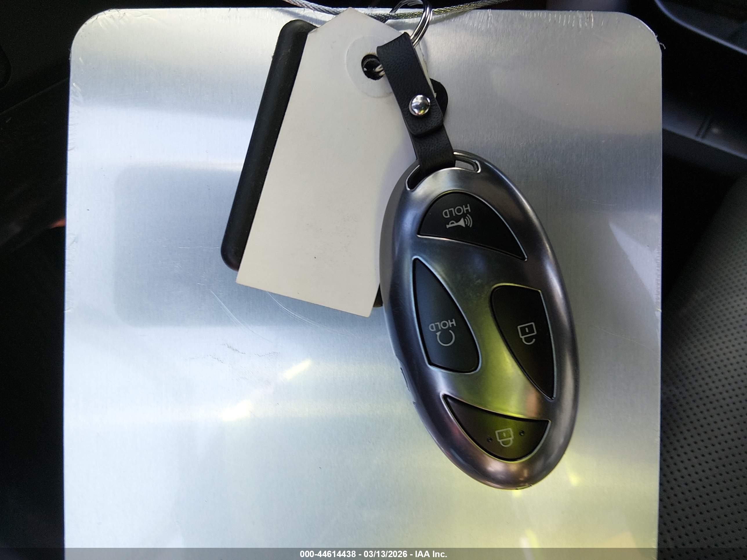 HYUNDAI SANTA image 11