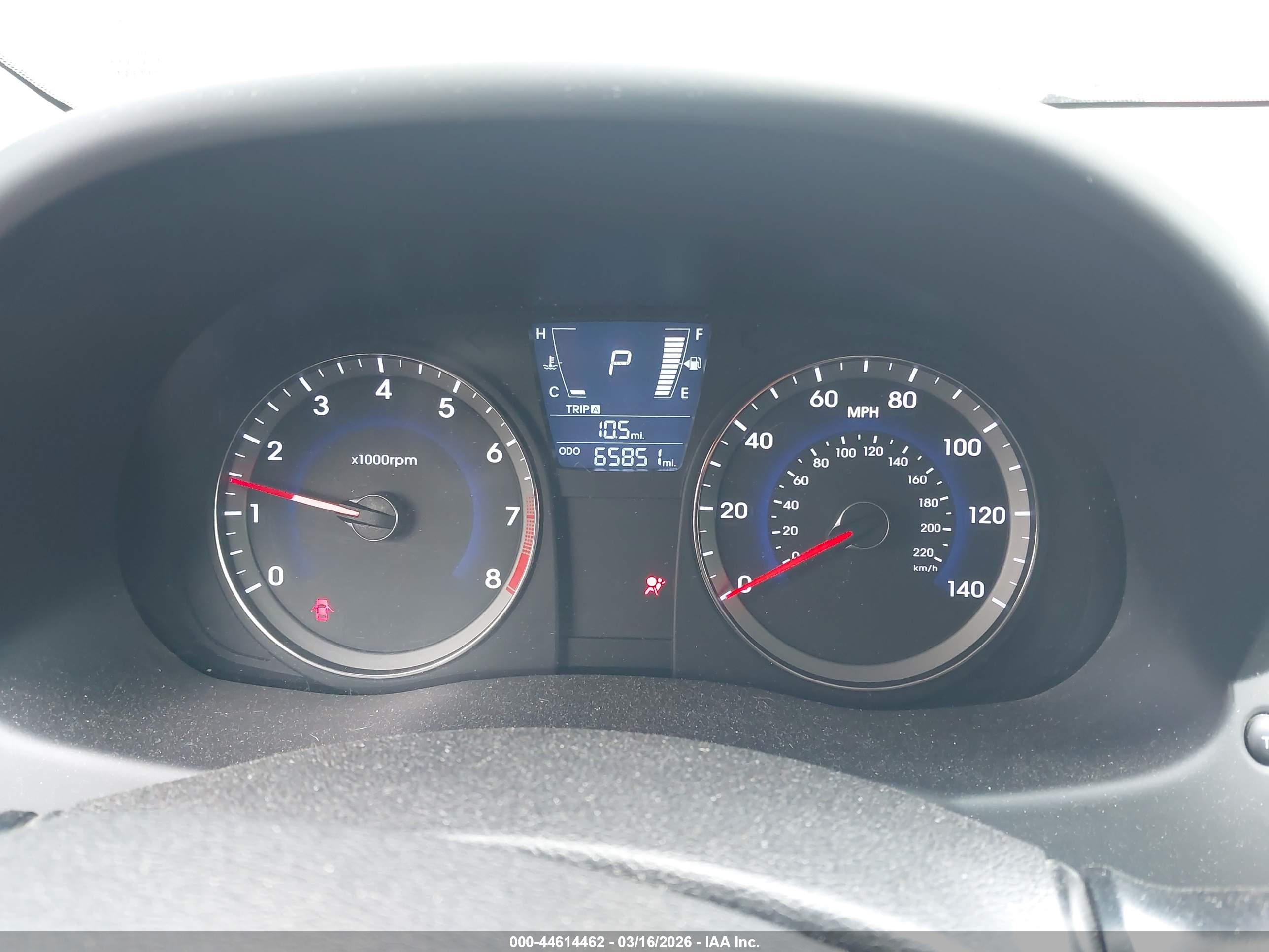 HYUNDAI ACCENT image 7
