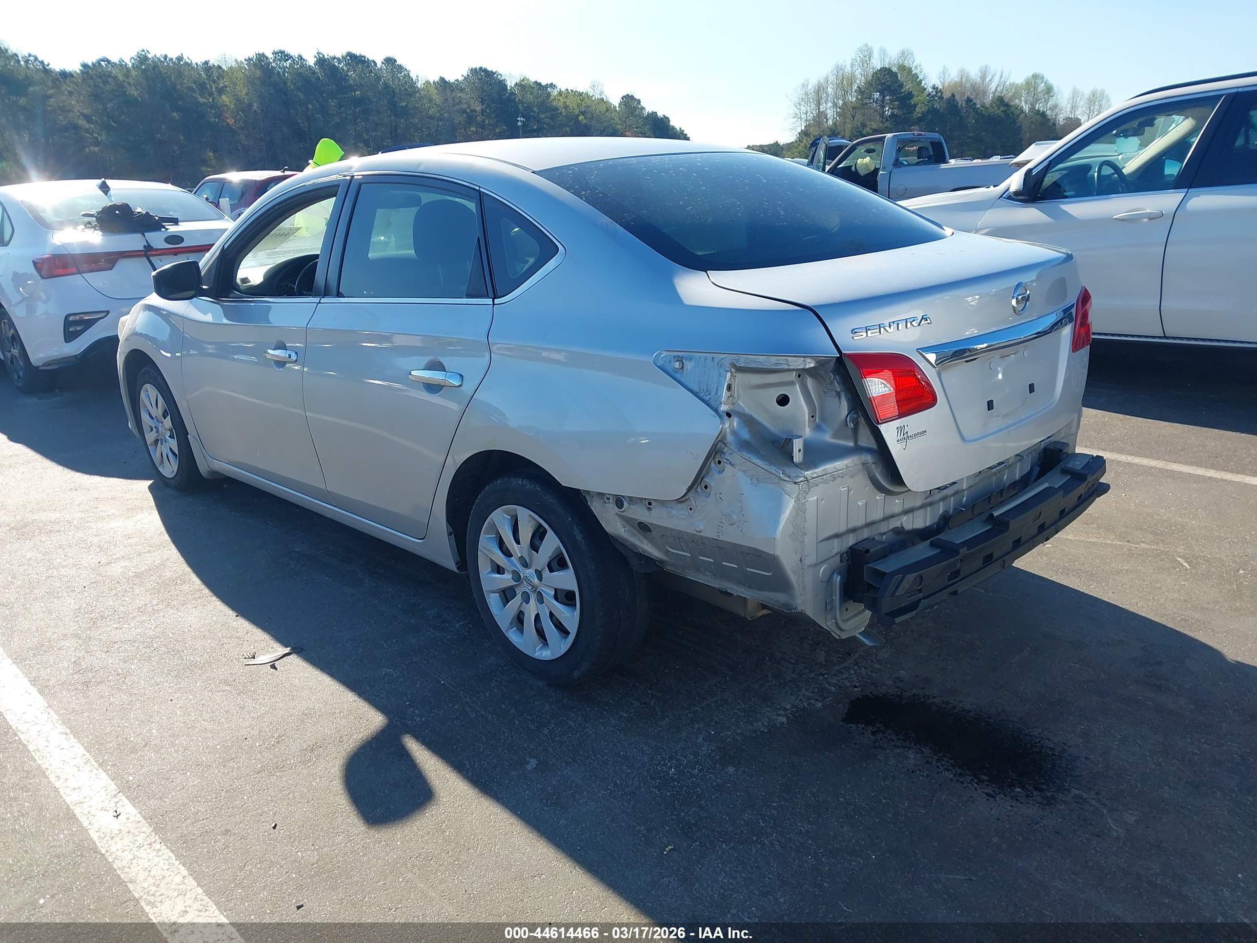 NISSAN SENTRA image 3