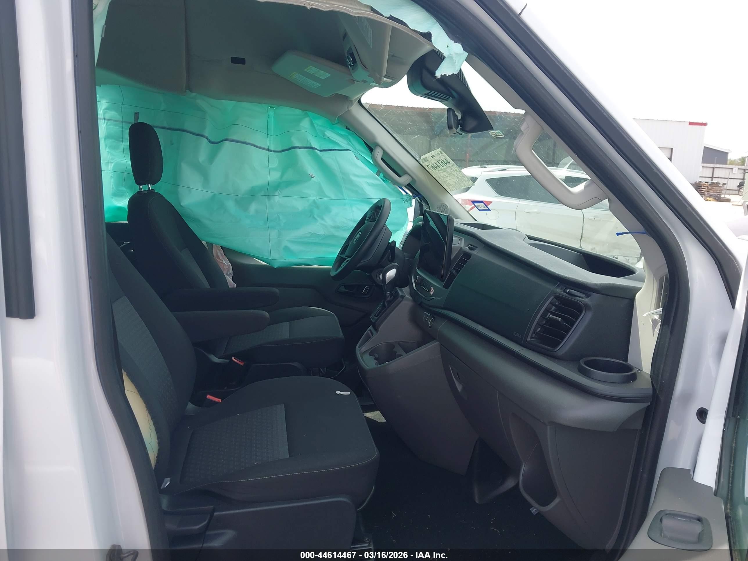 FORD TRANSIT-350 image 5