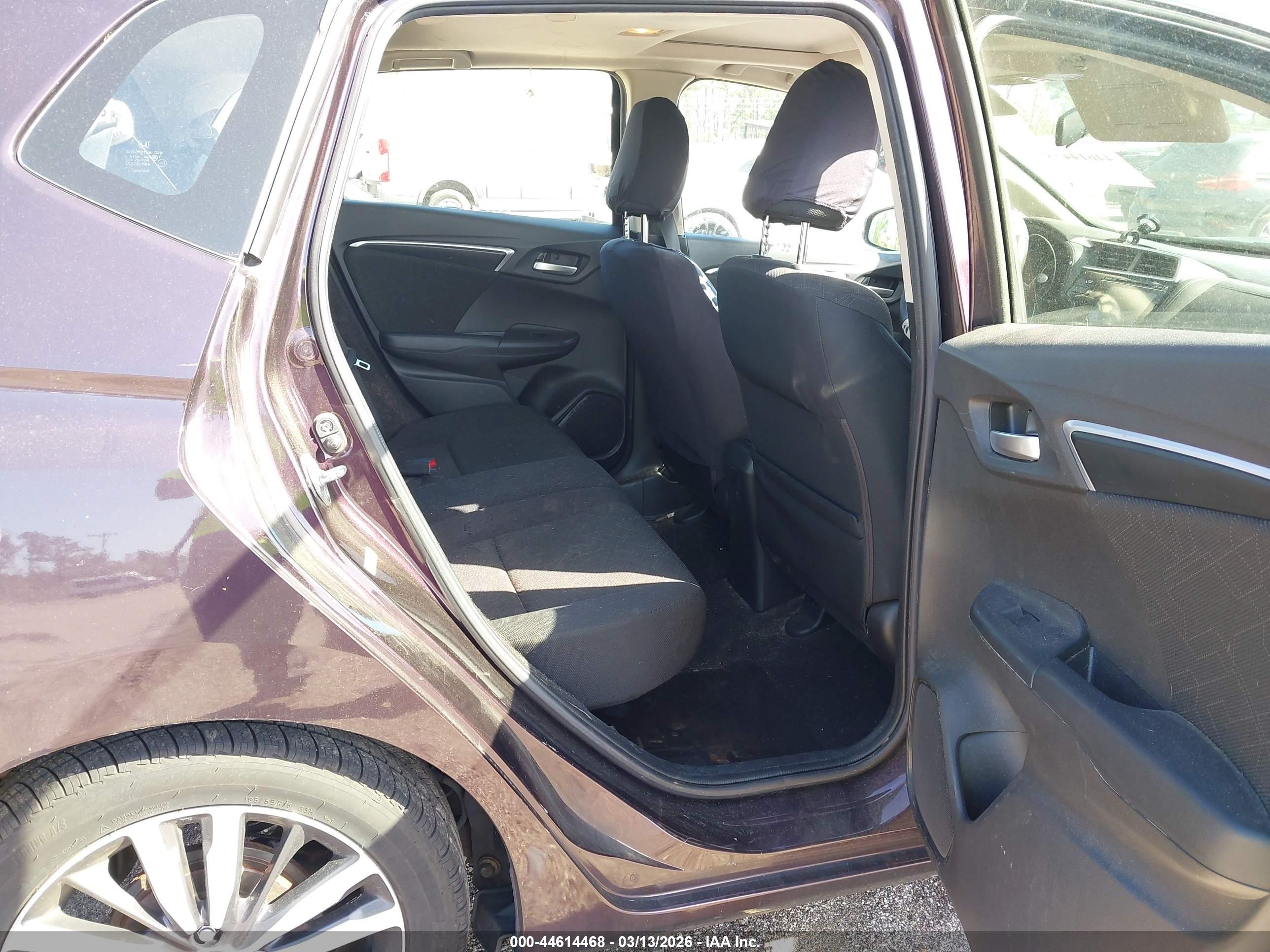 HONDA FIT image 8