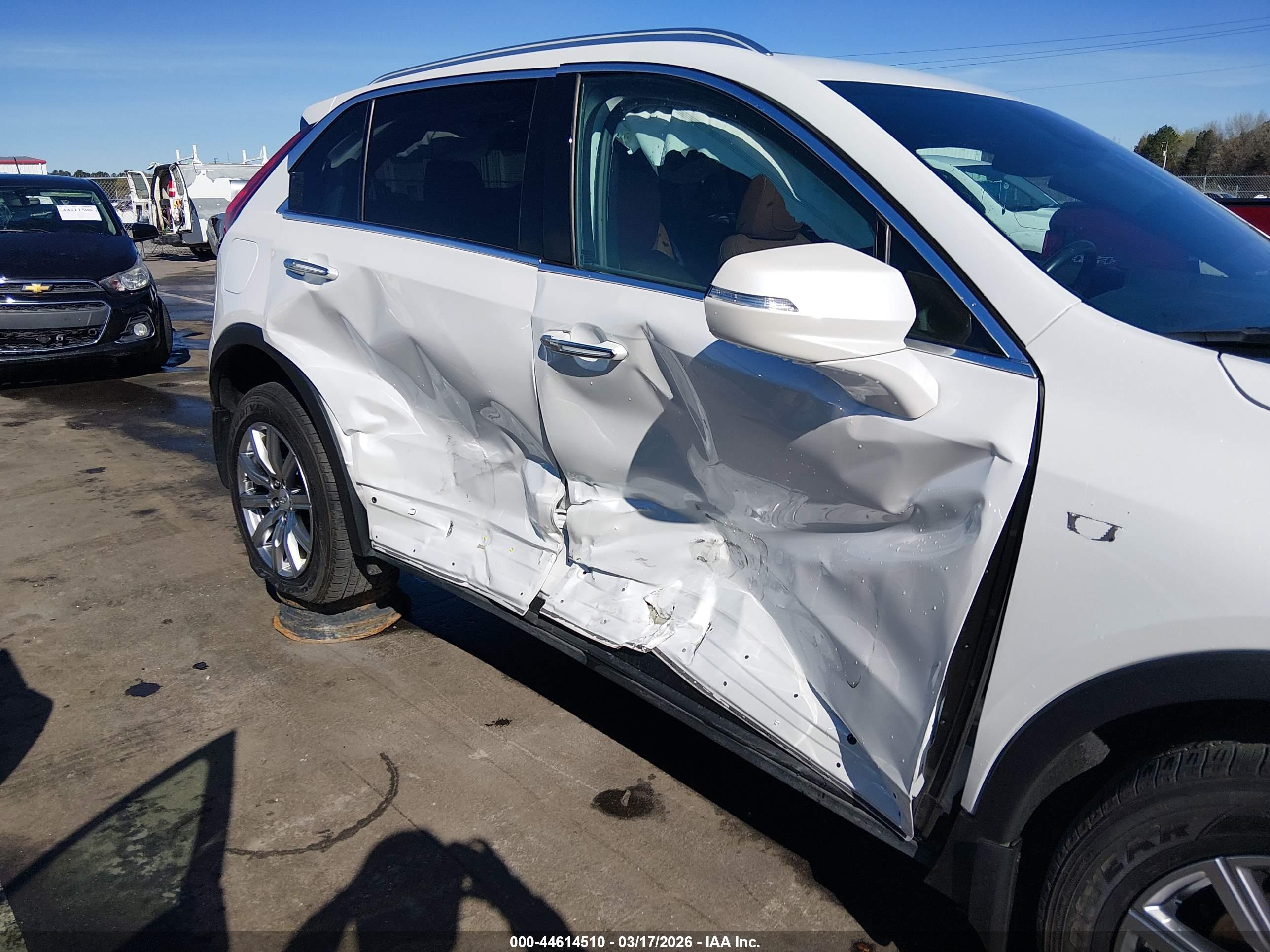 CADILLAC XT4 image 6