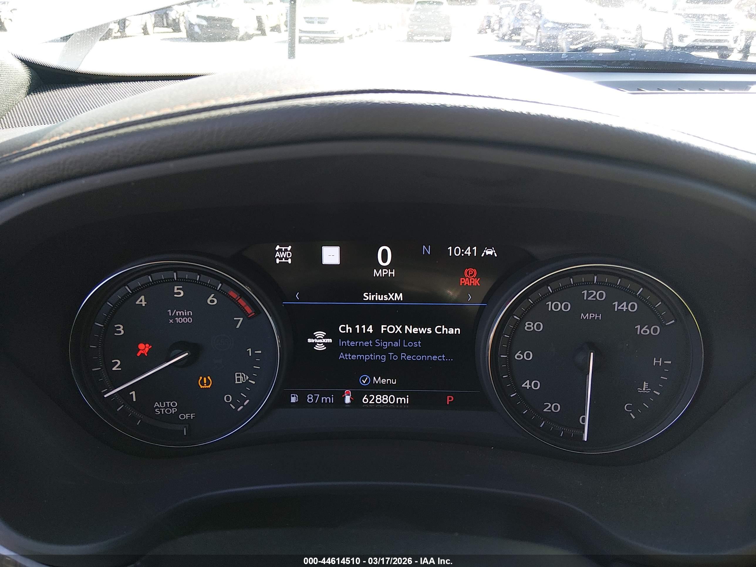 CADILLAC XT4 image 7