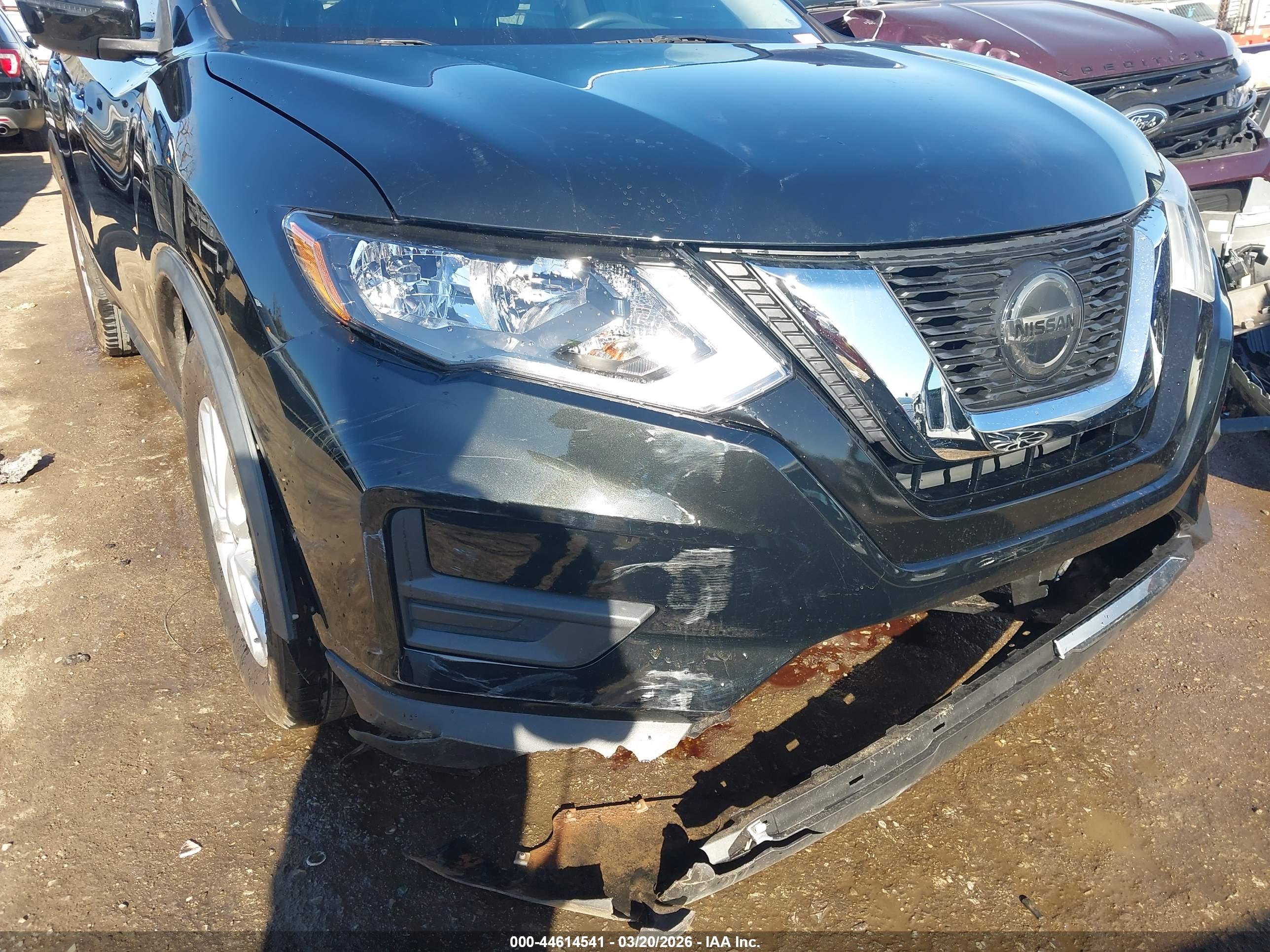 NISSAN ROGUE image 6