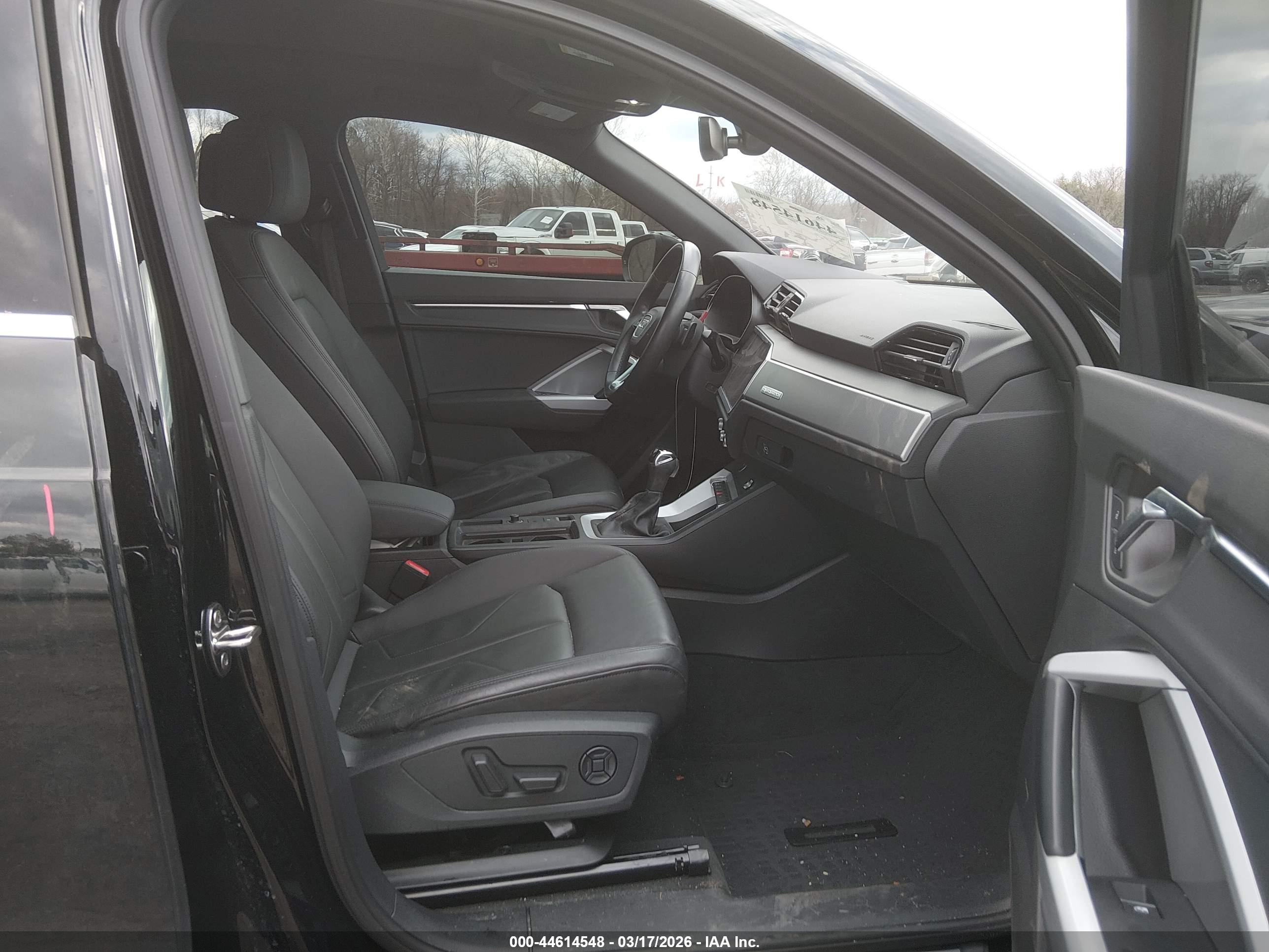 AUDI Q3 image 5