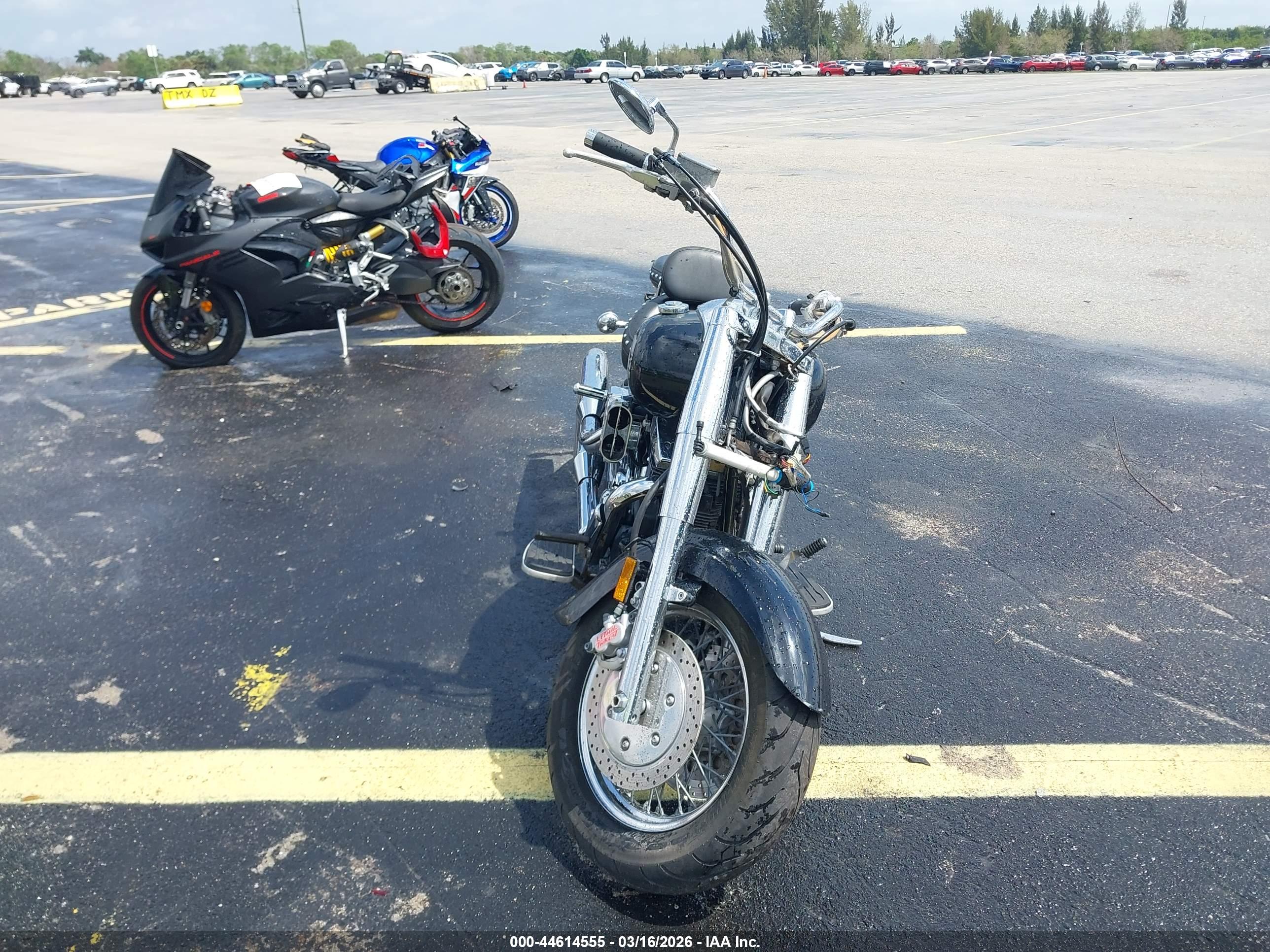 YAMAHA XV1600 image 5