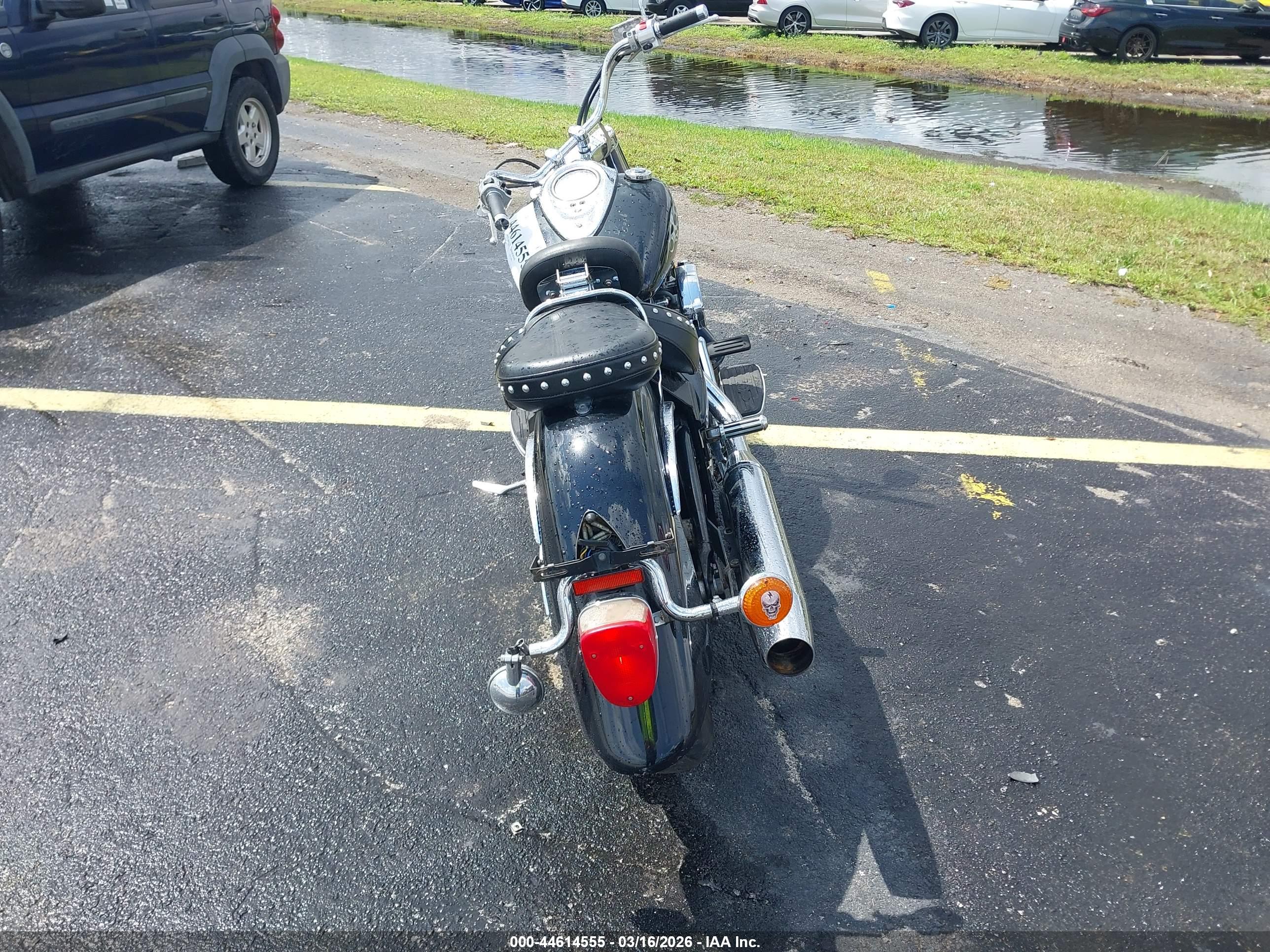 YAMAHA XV1600 image 6