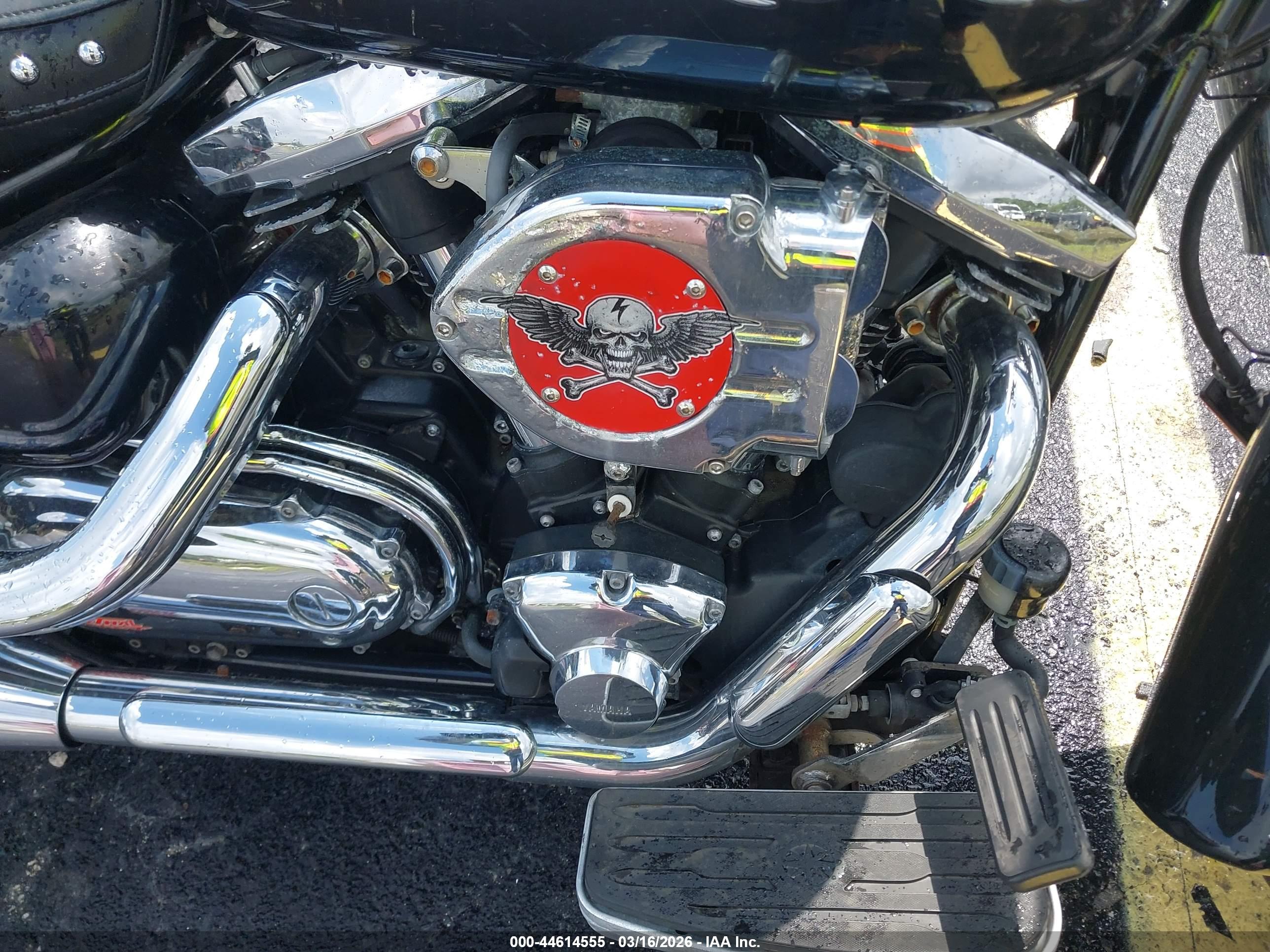 YAMAHA XV1600 image 8