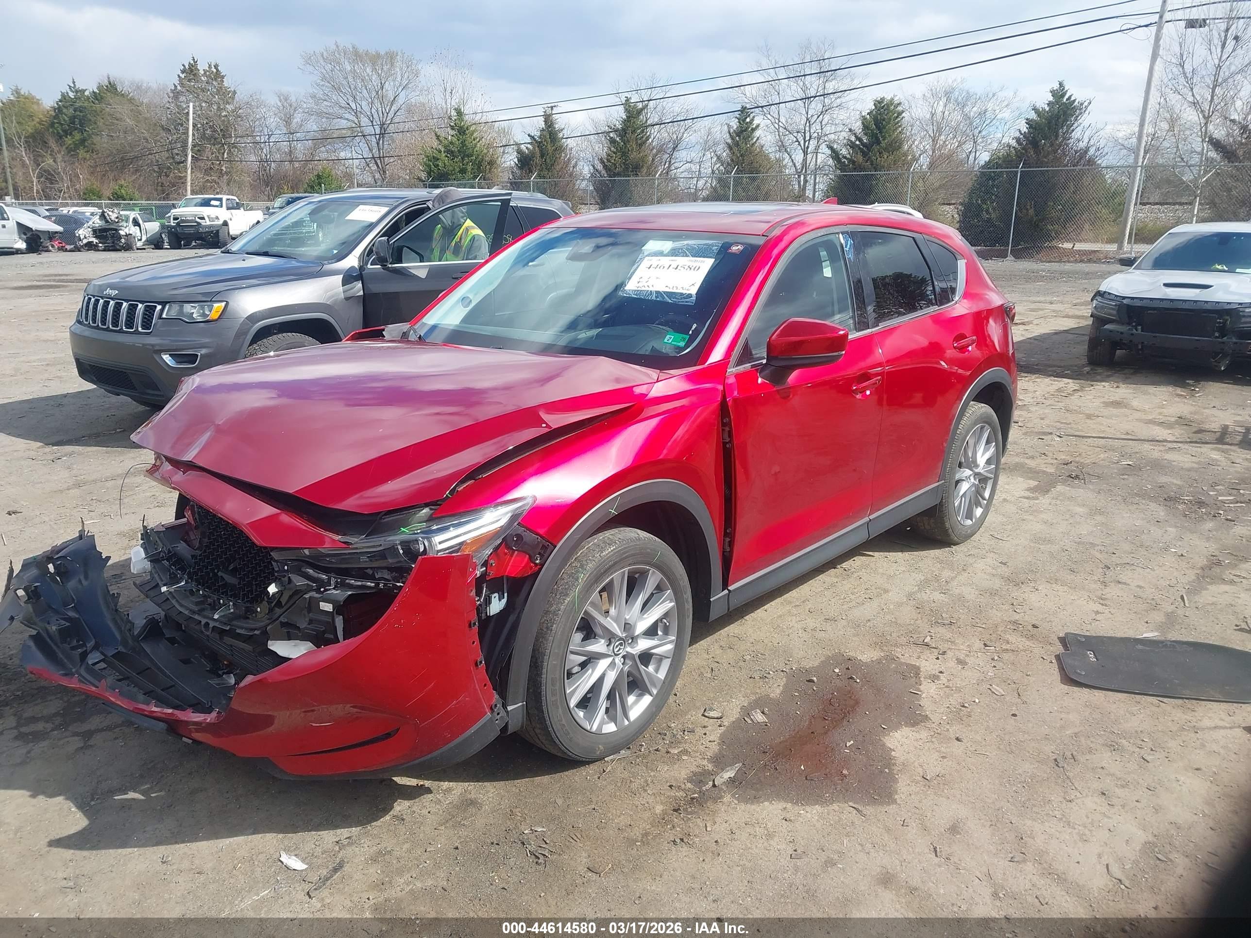 MAZDA CX-5 image 2
