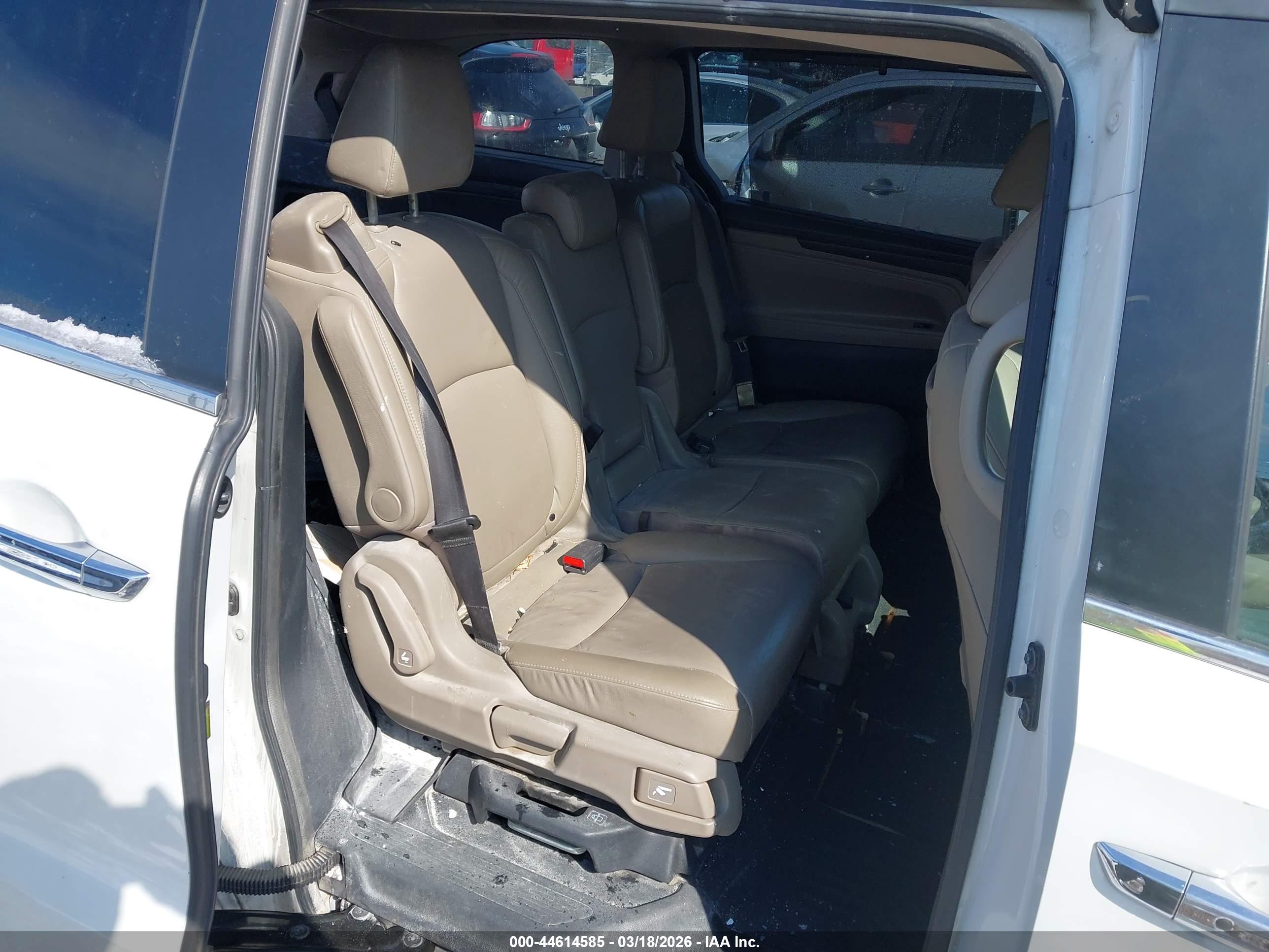 HONDA ODYSSEY image 8