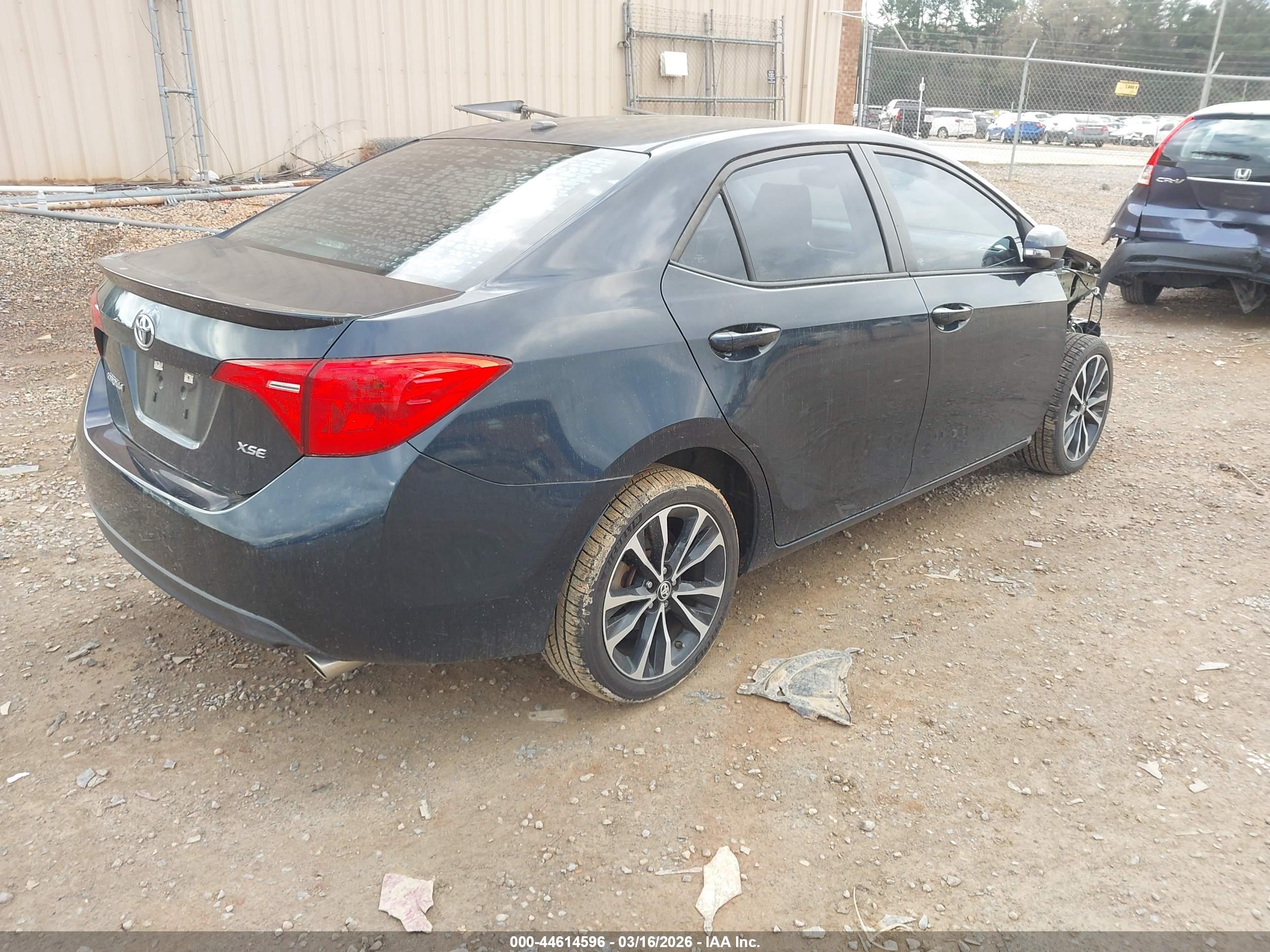 TOYOTA COROLLA image 4